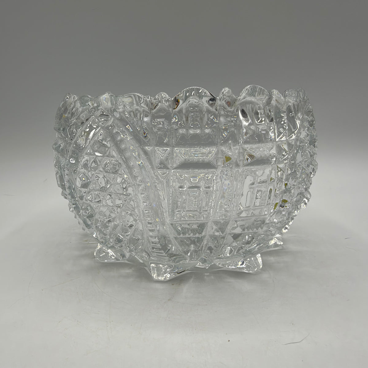 Higbee Fortuna EAPG Glass Candy Nut Bowl