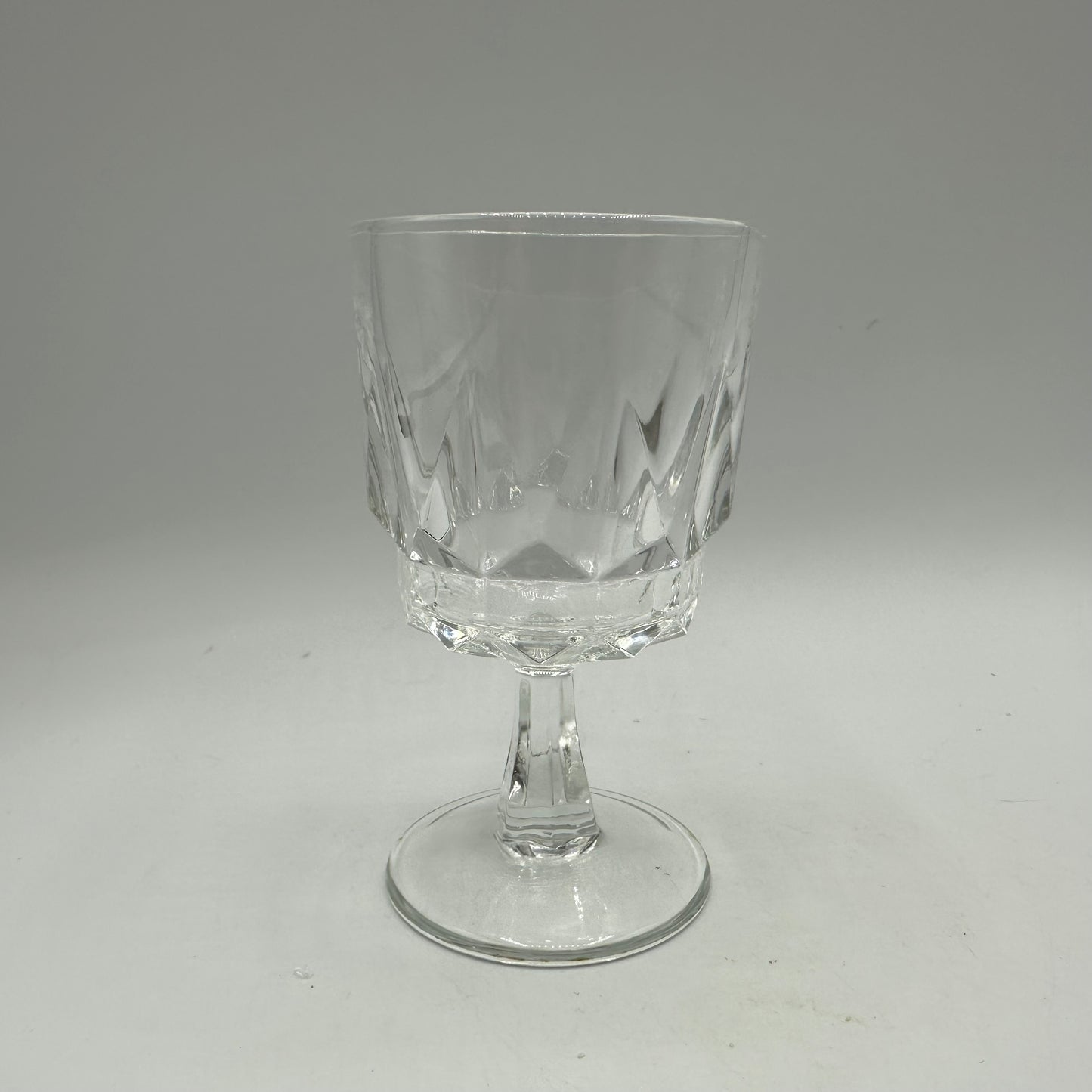 Arcoroc Clear Wine Glass 8oz, sets of 4