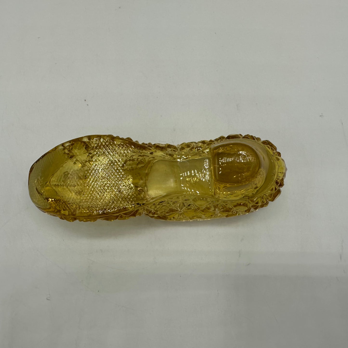L.E. Smith Glass Slipper Amber with Daisy & Button Pattern