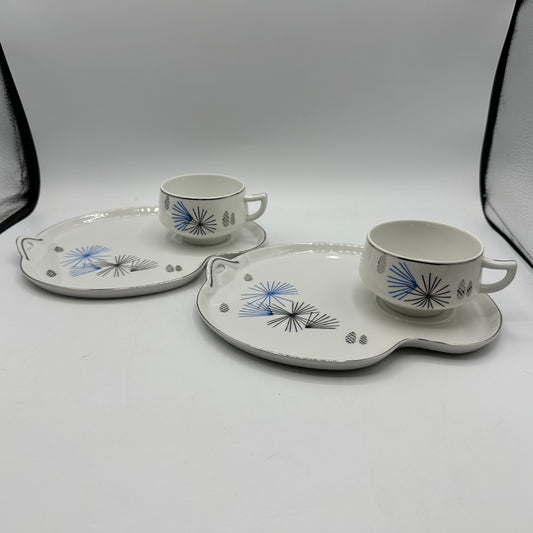 Arita Snack Plates with Cups, MCM Pattern