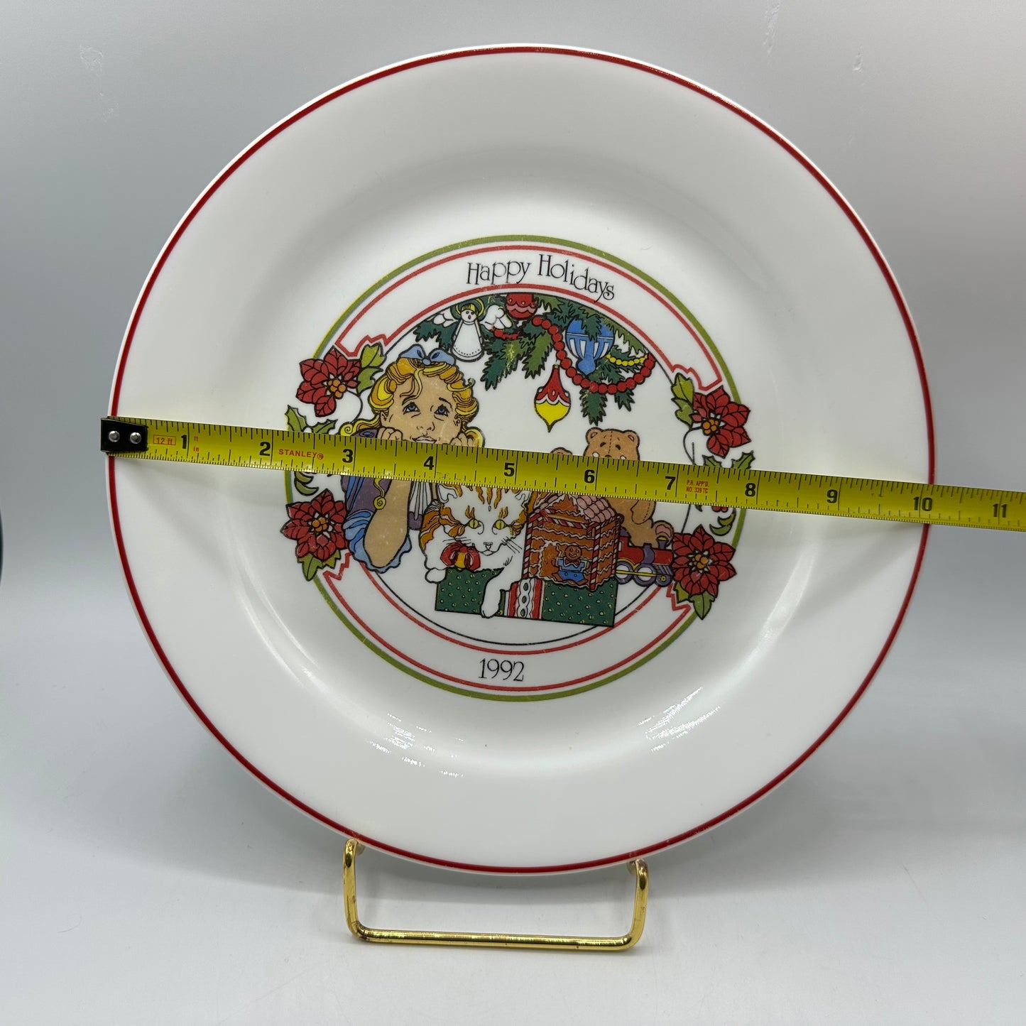 Corelle 1992 Christams Plate 10"