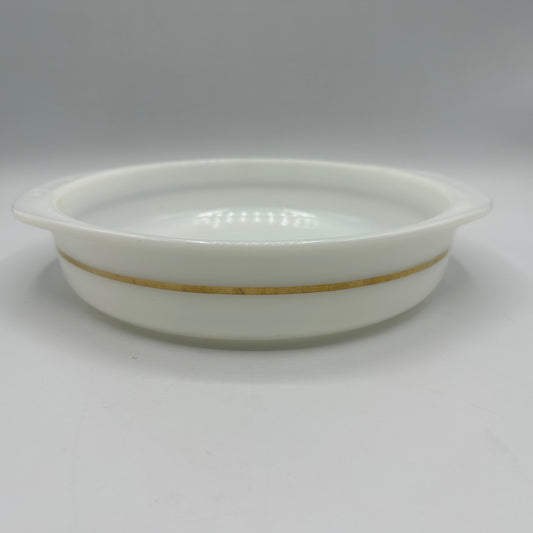 Pyrex White Opal Cake Baking Dish With Gold Stripe, 8"