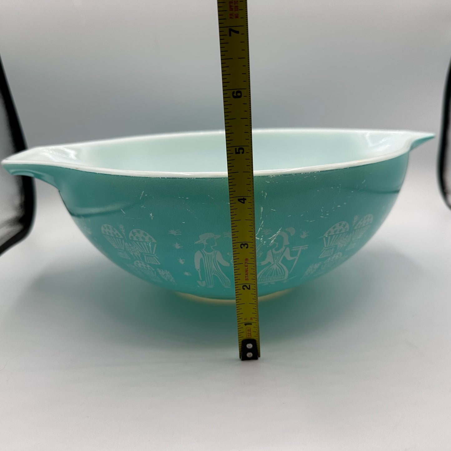 Pyrex Amish Butterprint Cinderella Nesting Bowl, #444