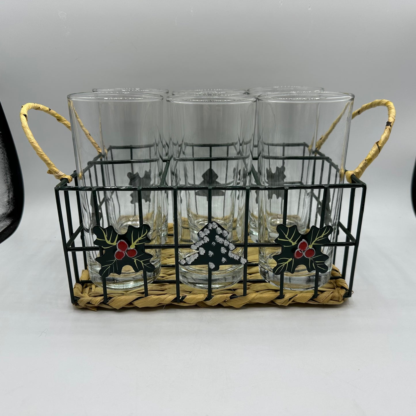 Hometrends Set of Six Glass Tumblers with Metal Caddy