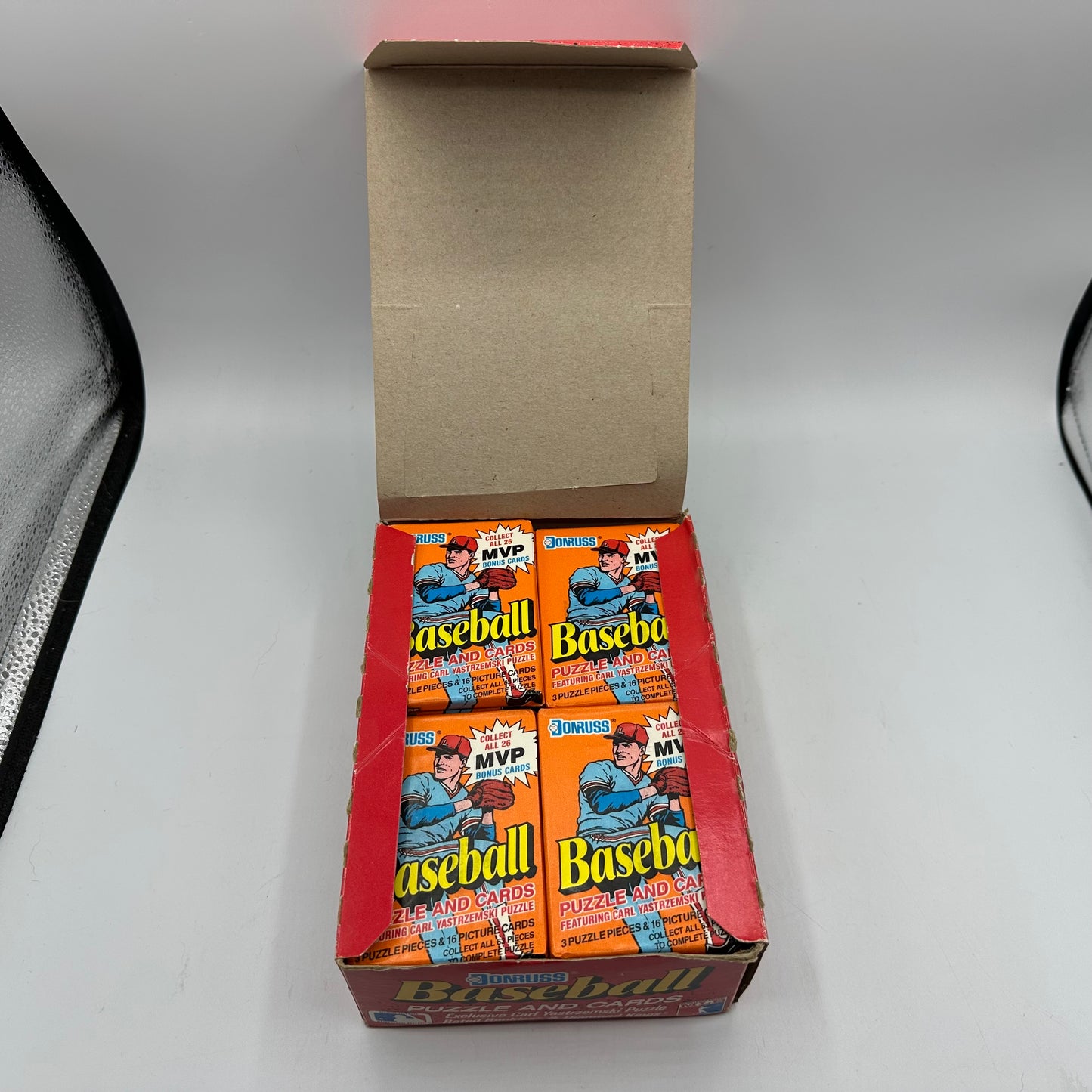 1990 Donruss Baseball 33 Sealed Puzzle and Card Packs