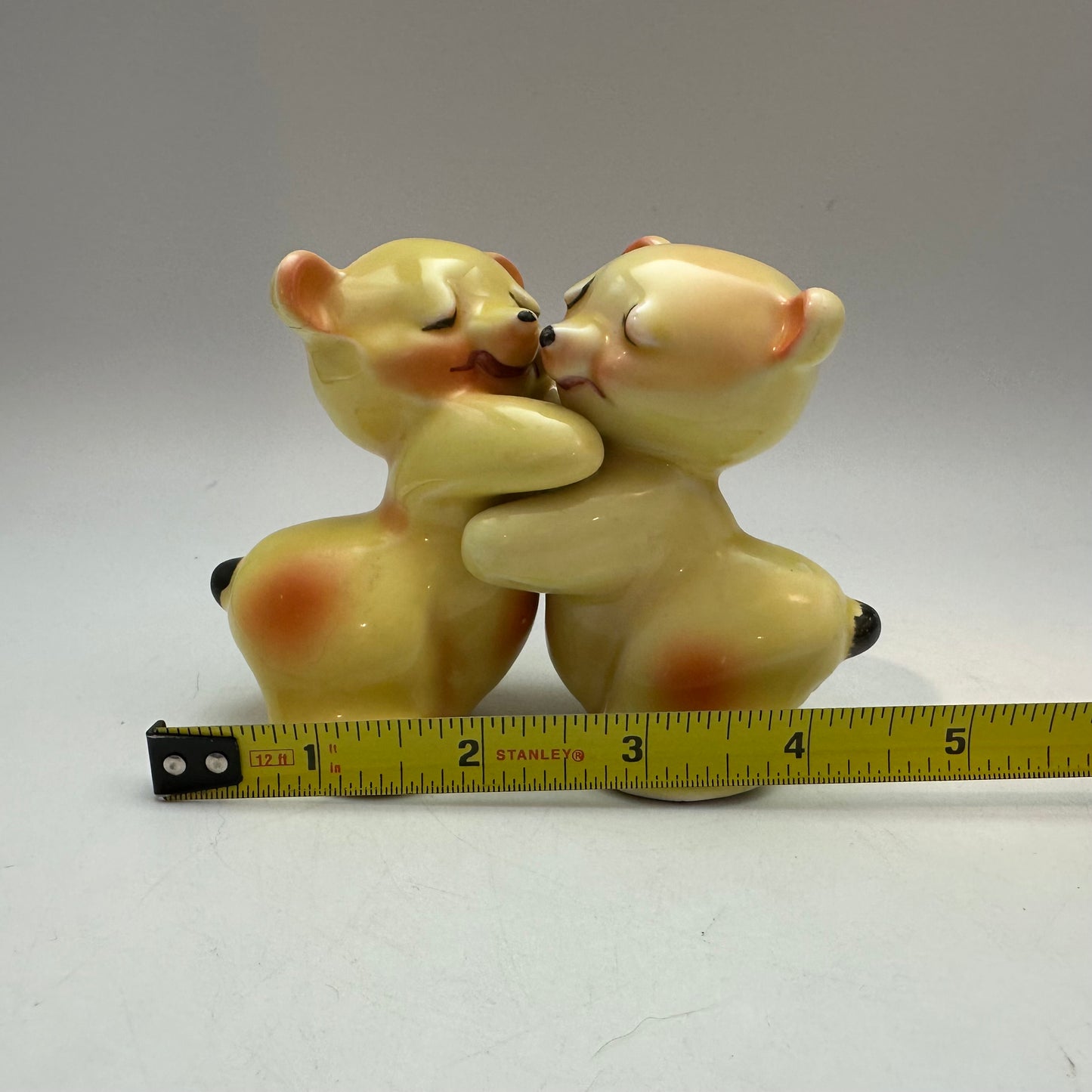 1950's VanTellingen Salt and Pepper Shakers "Bear Hug" Yellow