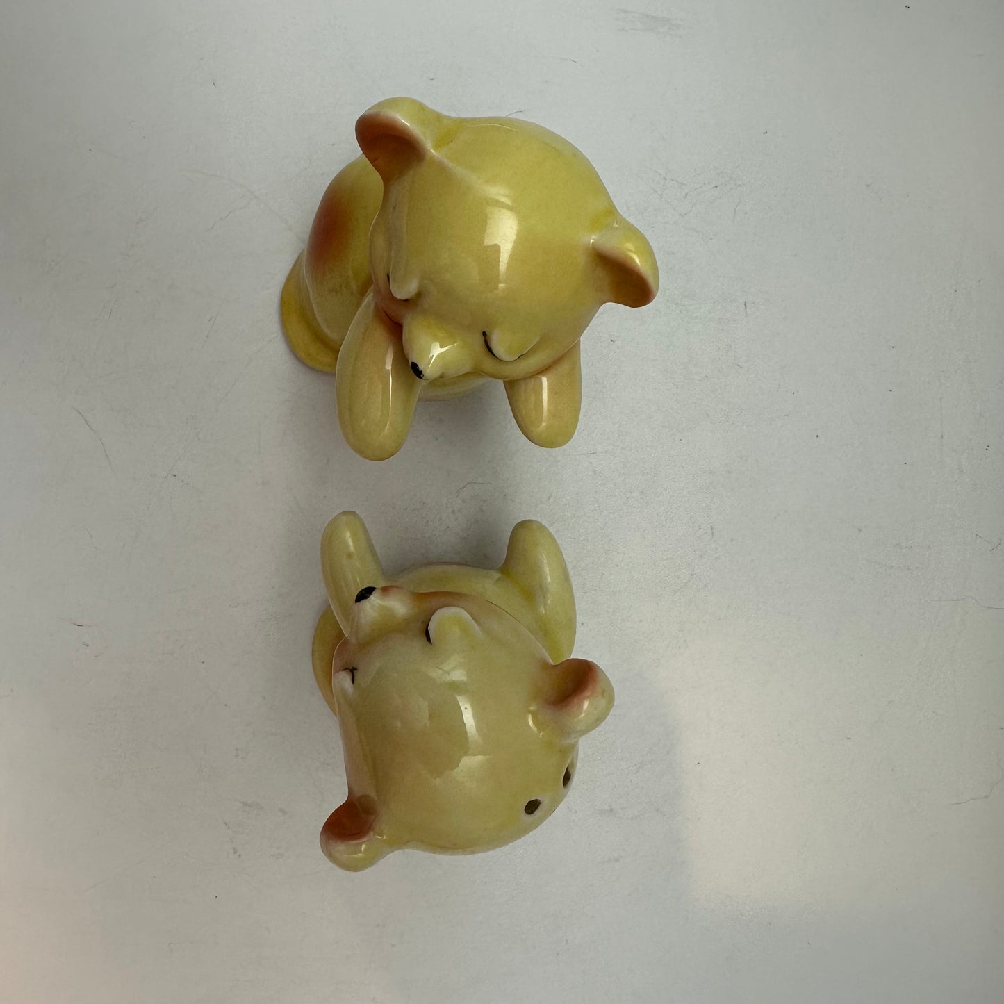 1950's VanTellingen Salt and Pepper Shakers "Bear Hug" Yellow