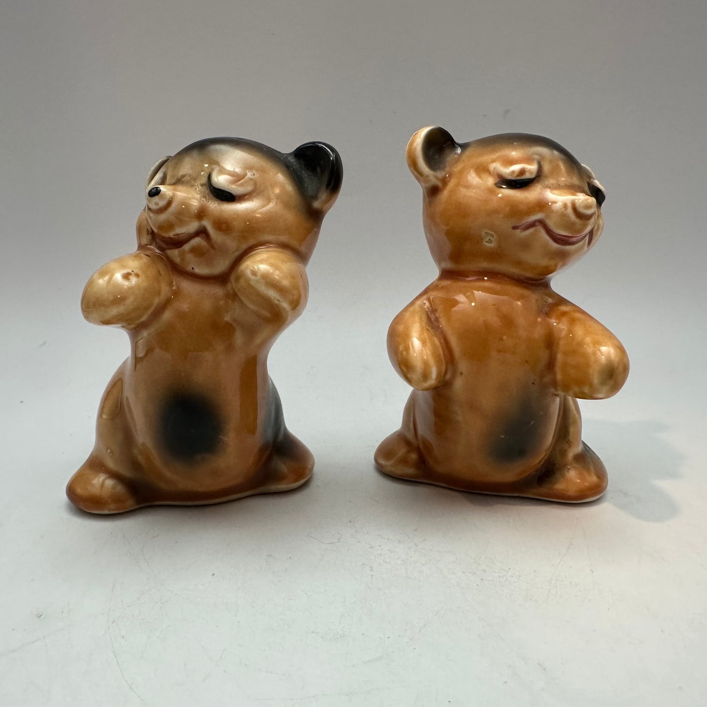 1950's VanTellingen Salt and Pepper Shakers "Bear Hug" Brown