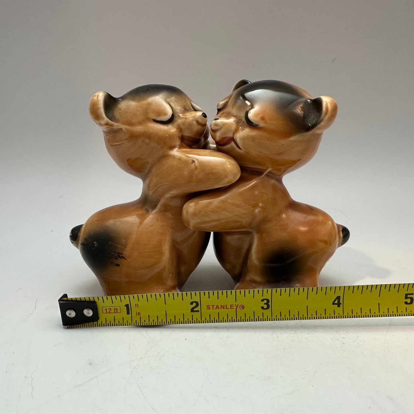 1950's VanTellingen Salt and Pepper Shakers "Bear Hug" Brown