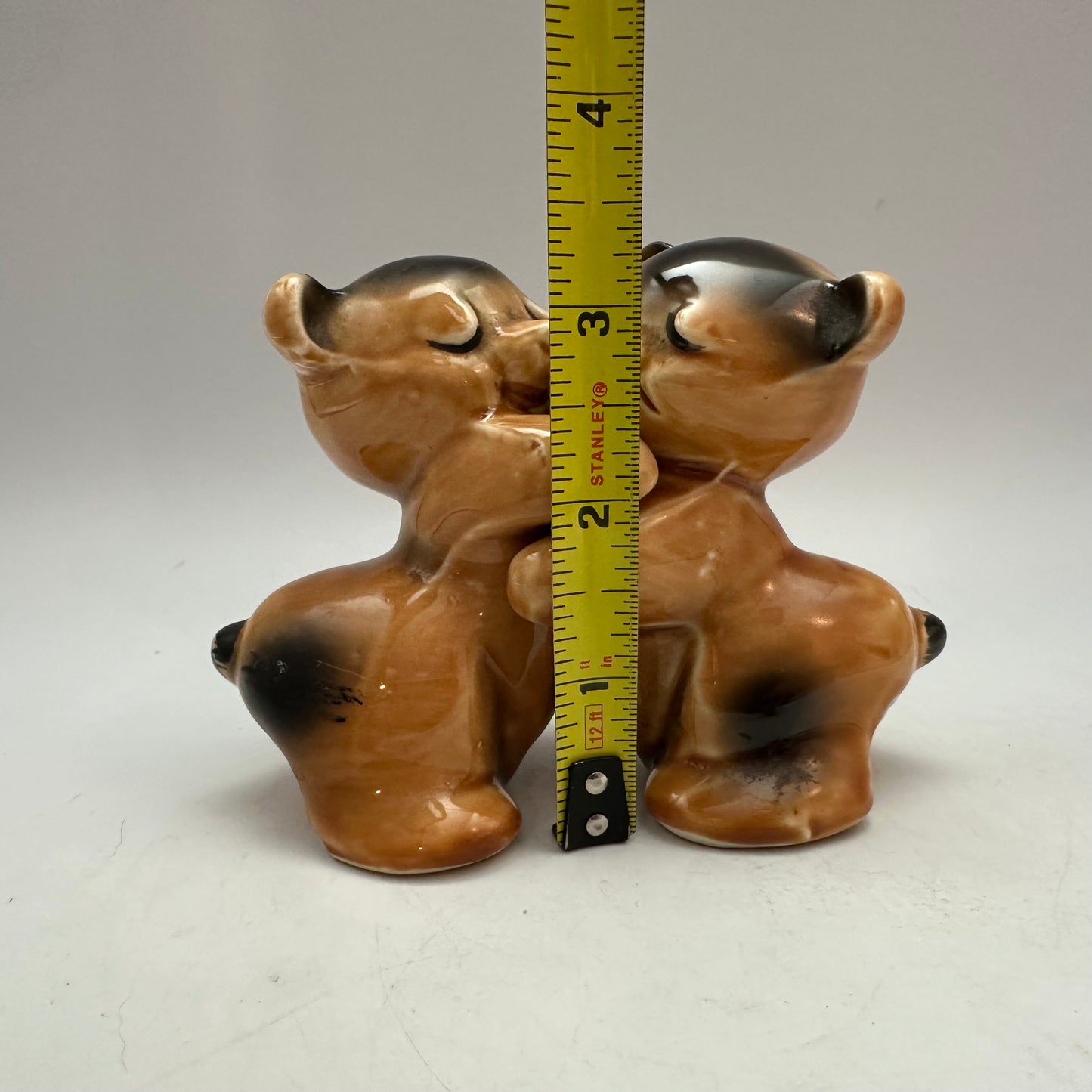 1950's VanTellingen Salt and Pepper Shakers "Bear Hug" Brown