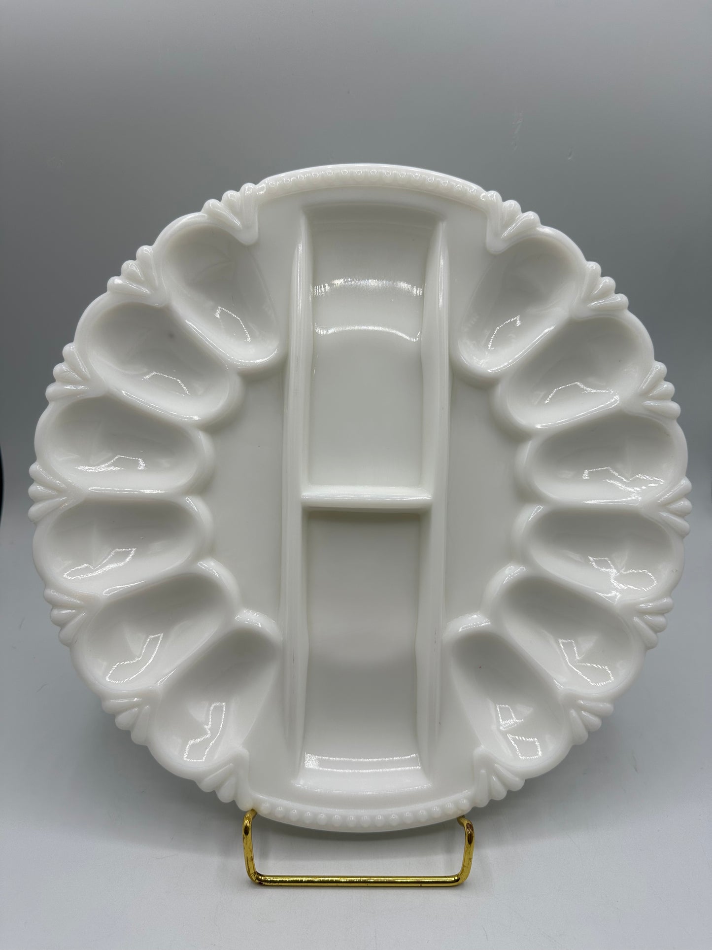 LE Smith White Deviled Egg & Relish Platter, Milk Glass, Pineapple Design