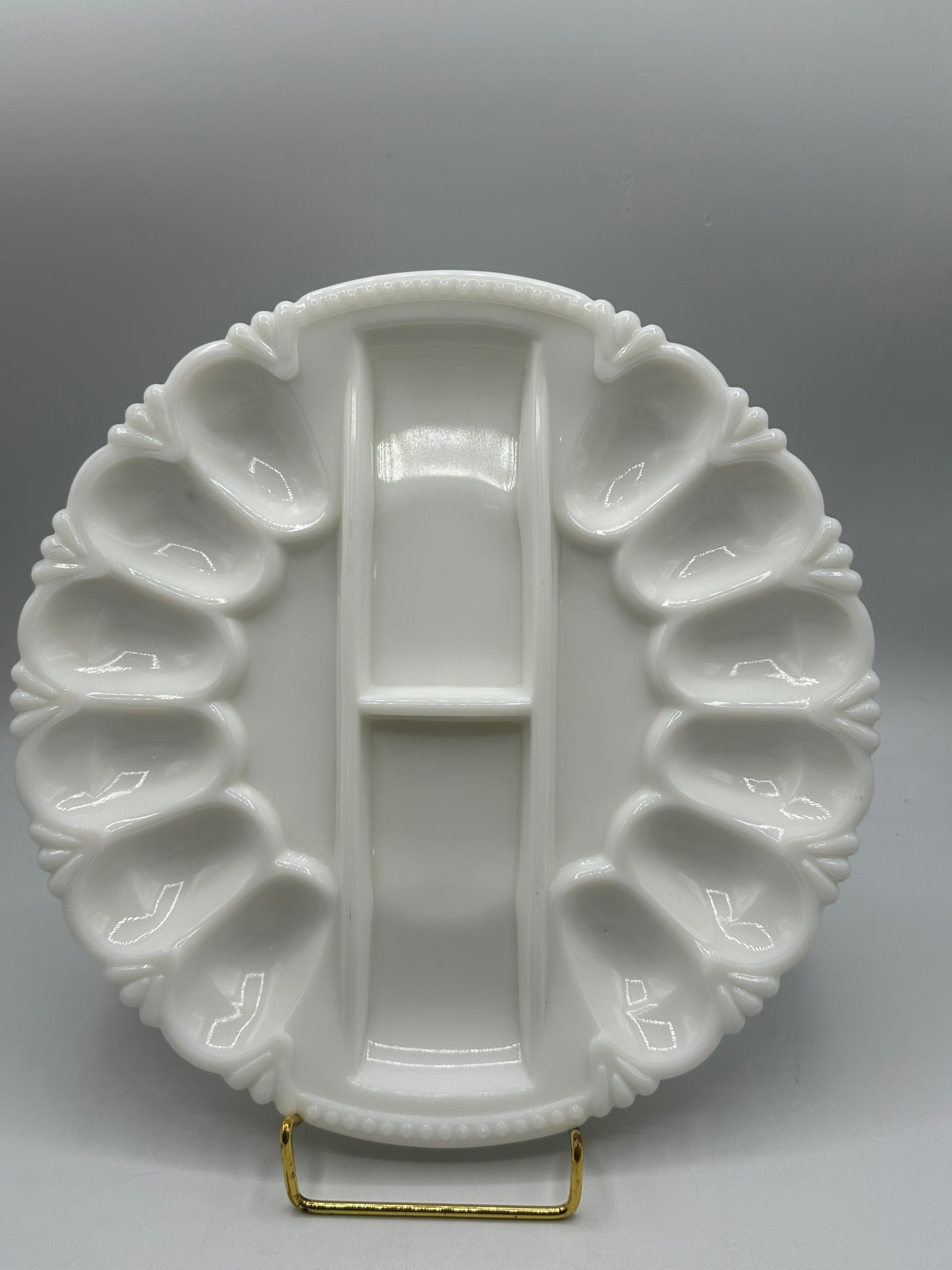 LE Smith White Deviled Egg & Relish Platter, Milk Glass, Pineapple Design