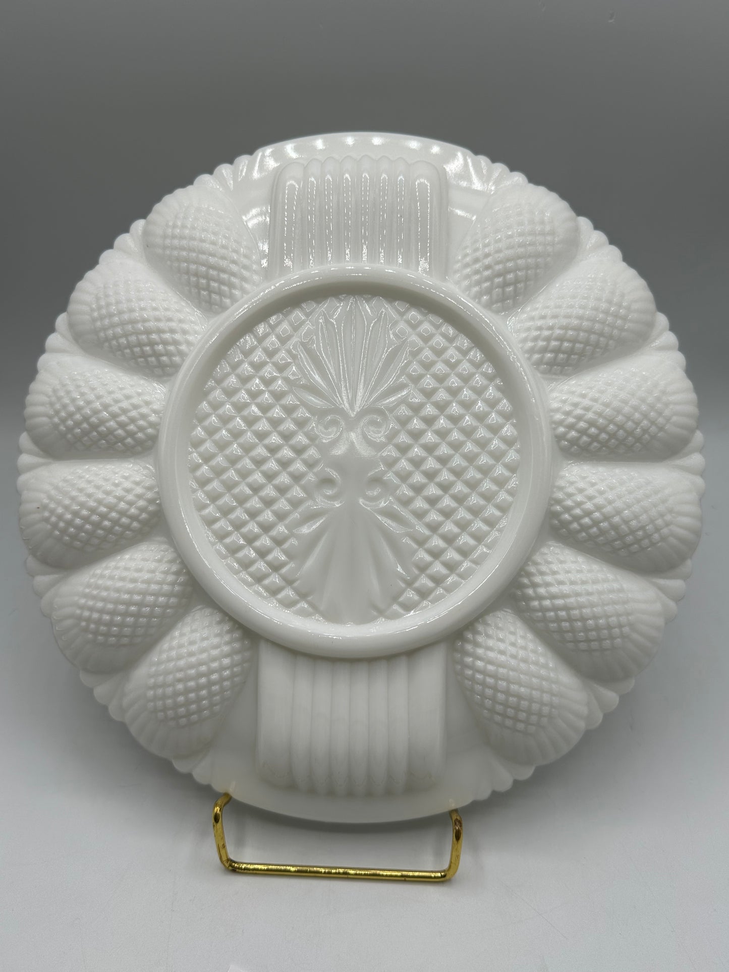 LE Smith White Deviled Egg & Relish Platter, Milk Glass, Pineapple Design