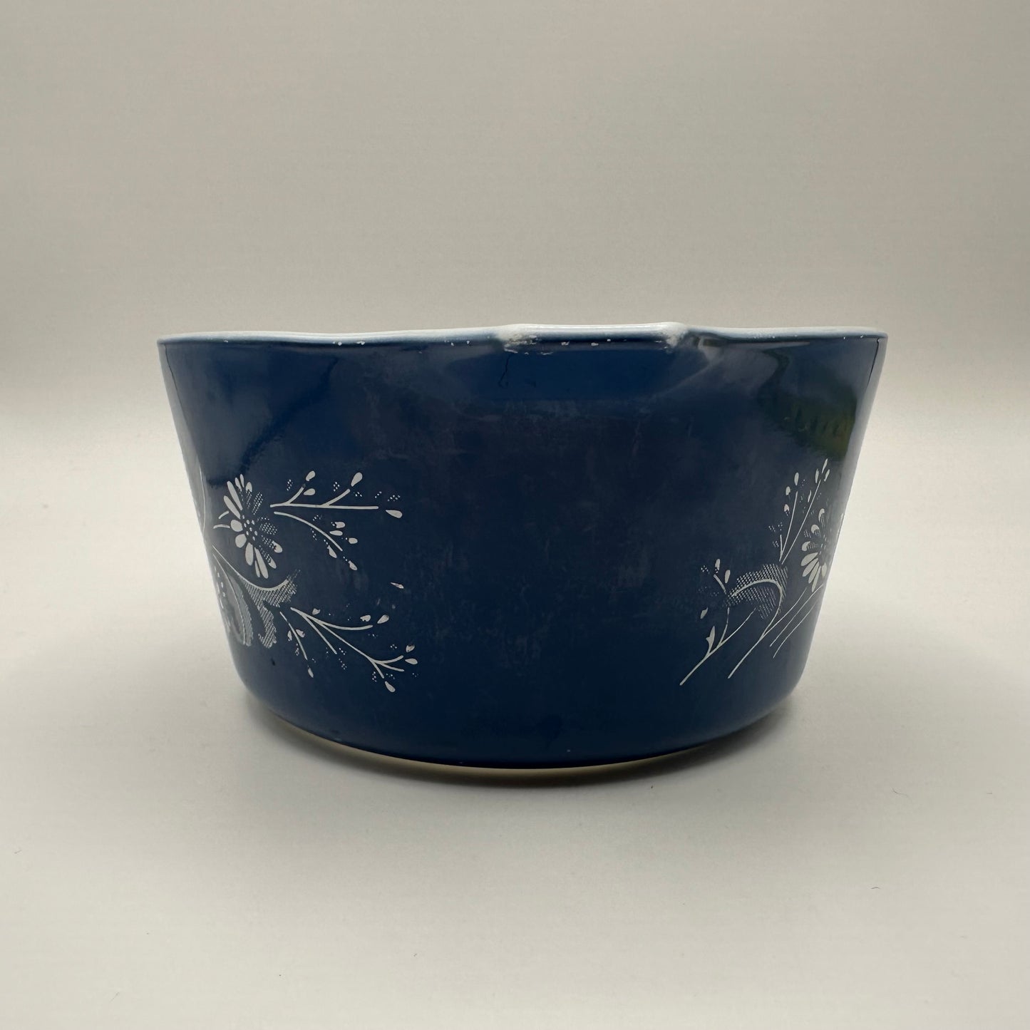 Pyrex Colonial Mist #473-B, No Top