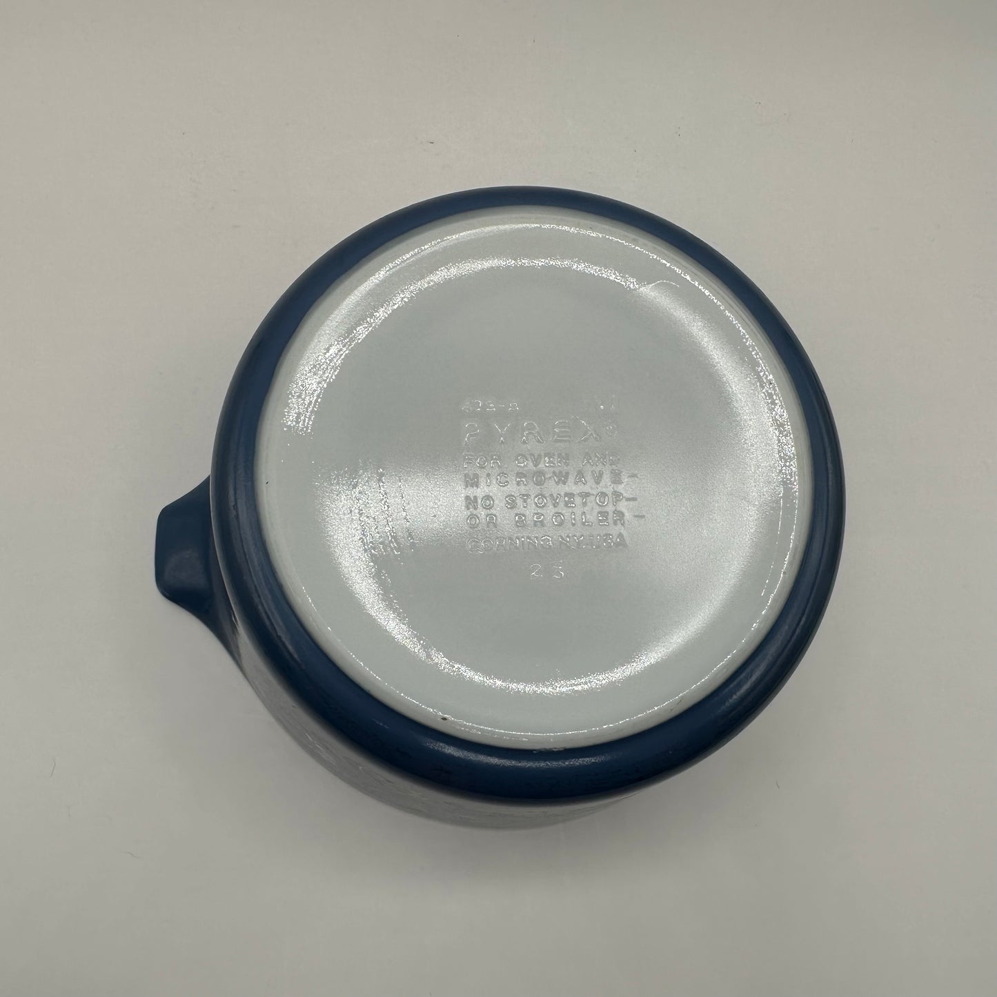 Pyrex Colonial Mist #473-B, No Top