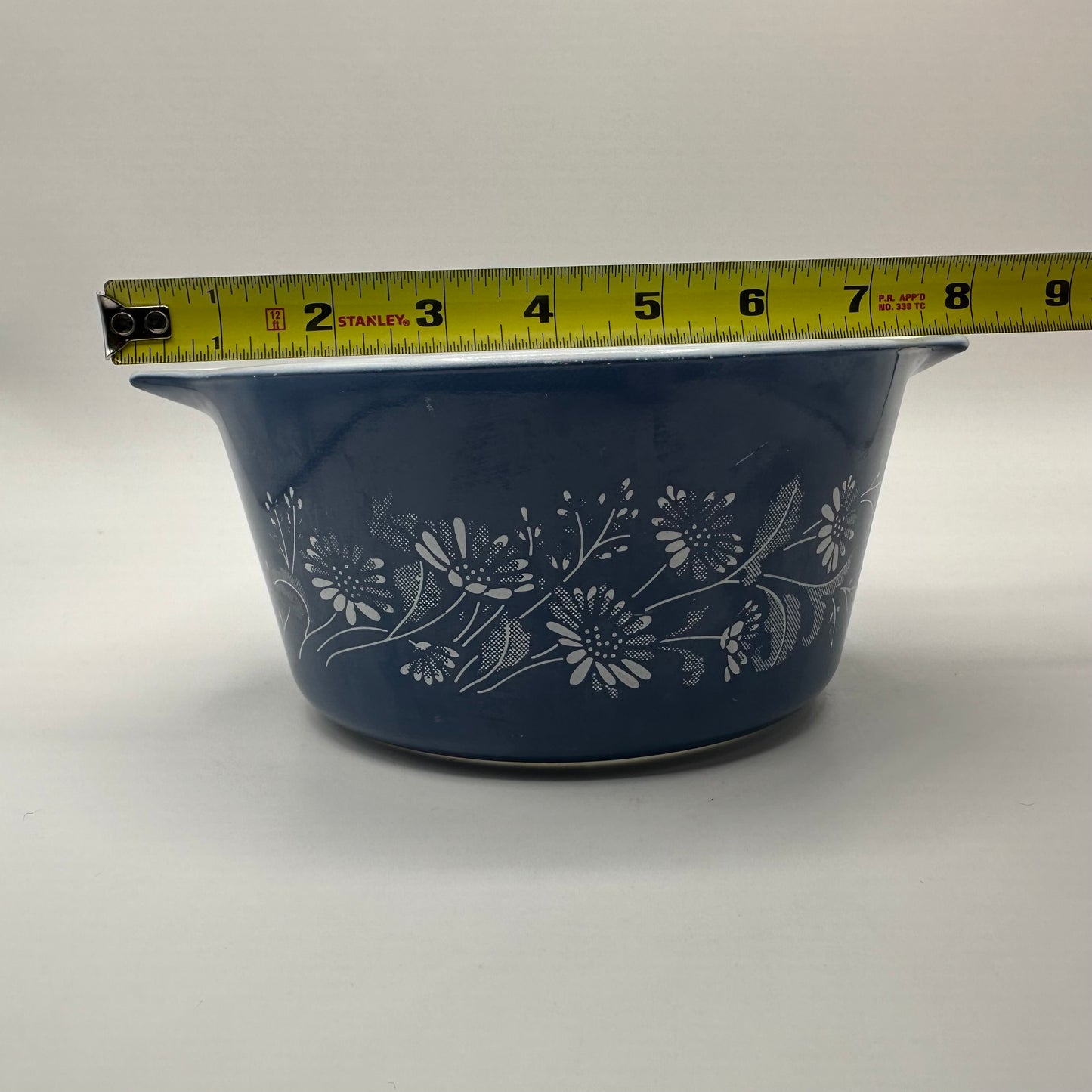 Pyrex Colonial Mist #473-B, No Top