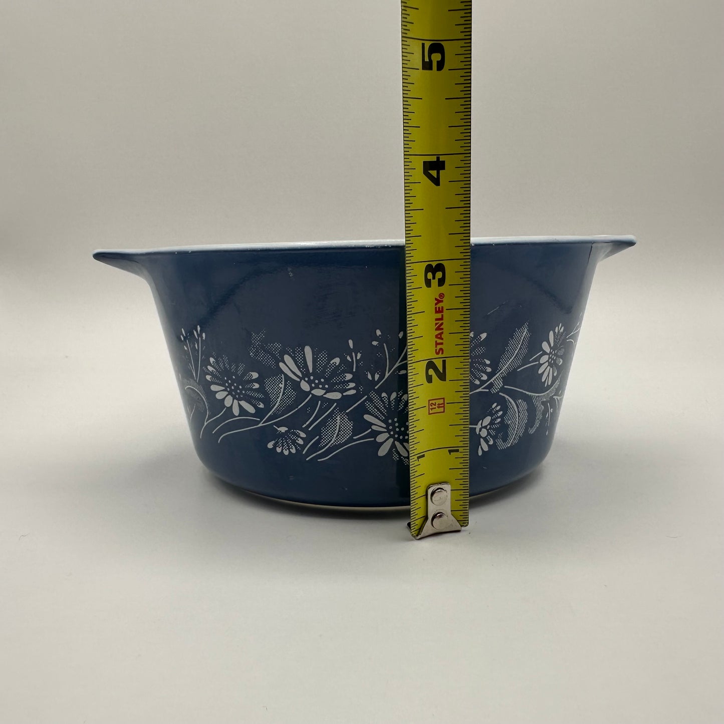 Pyrex Colonial Mist #473-B, No Top