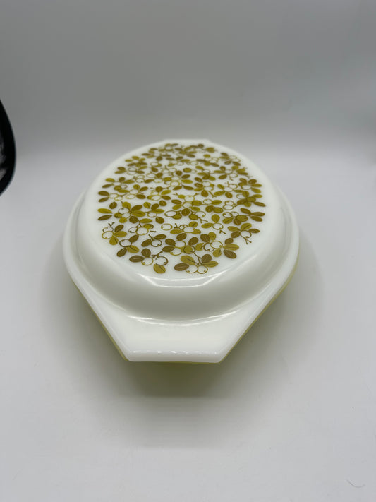 Pyrex Verde Oval 1 Qt Divided Casserole Dish