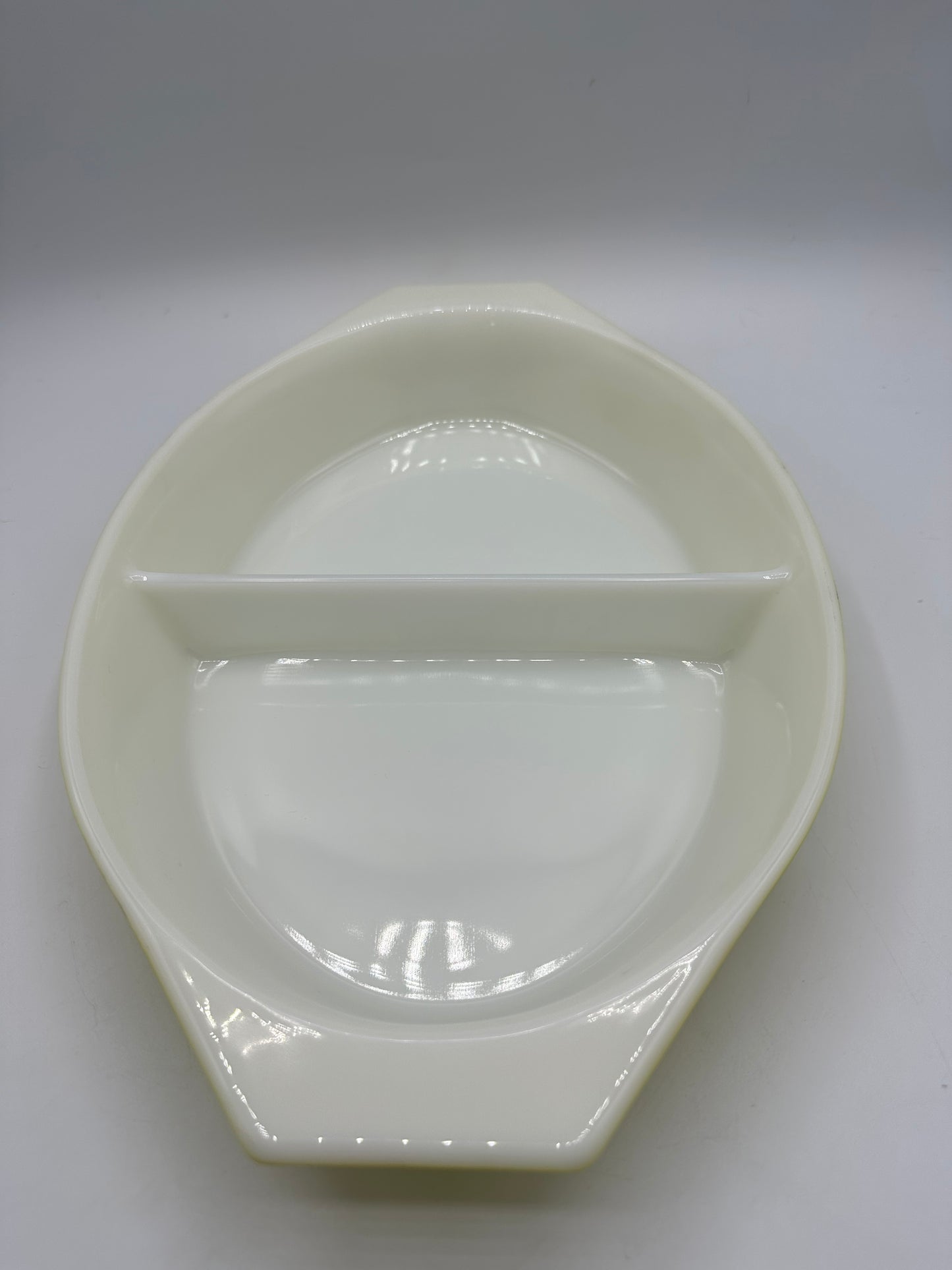 Pyrex Verde Oval 1 Qt Divided Casserole Dish