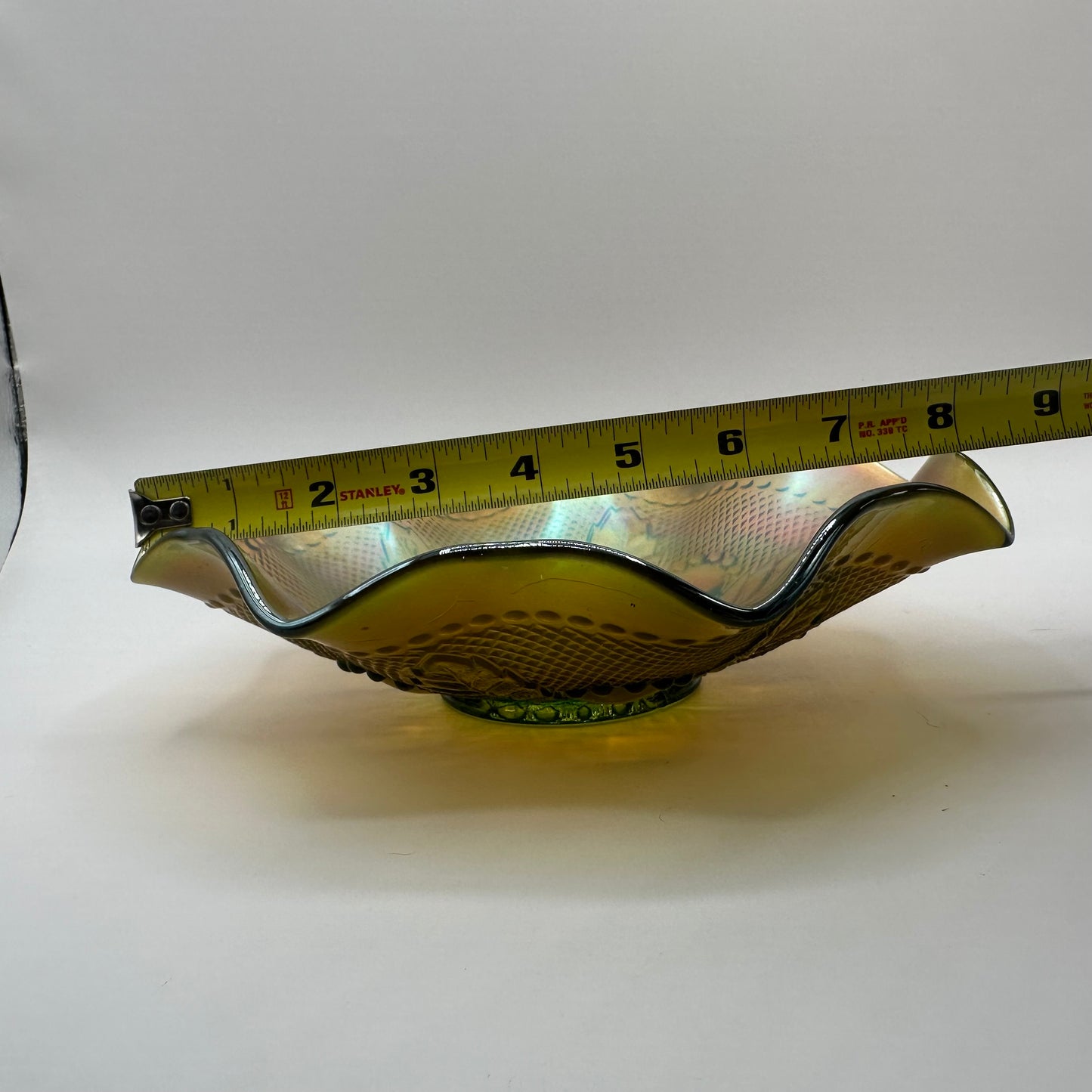 Northwood Glass Carnival Glass Ruffled Rim Bowl, Bulls Eye & Leaves, Green
