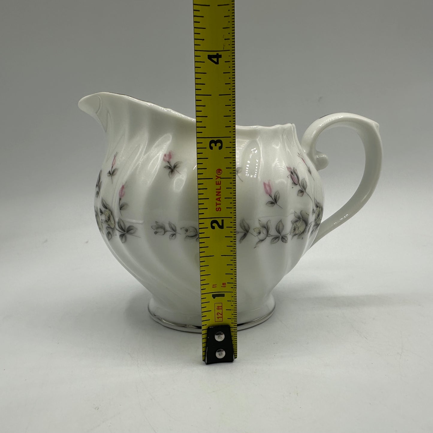 Style House Picardy Platinum Sugar Bowl and Creamer