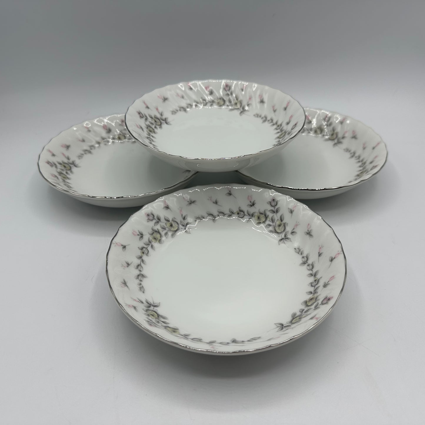 Style House Picardy Platinum Berry Bowls, Set of 4