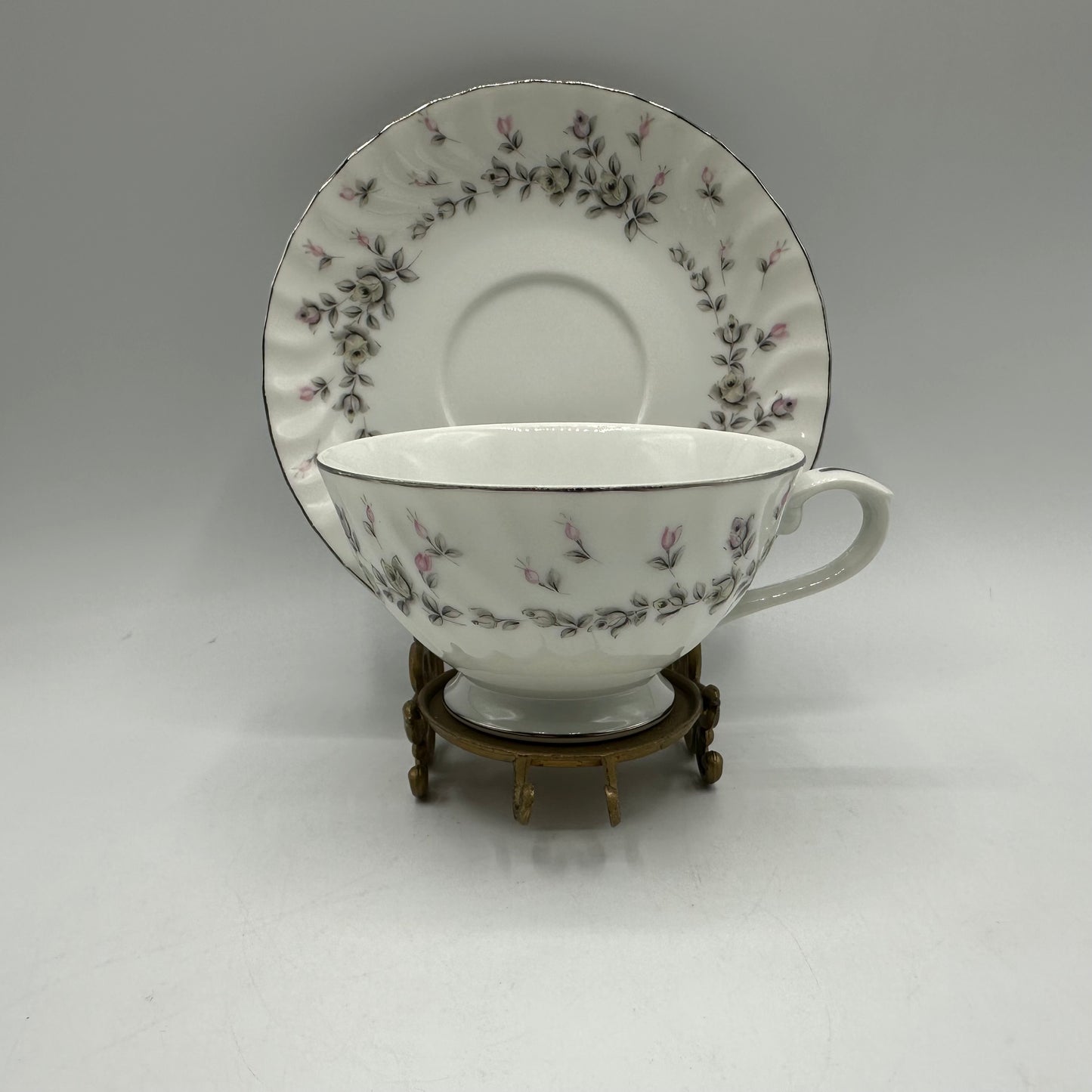 Style House Picardy Platinum Cups and Saucers, Set of 4