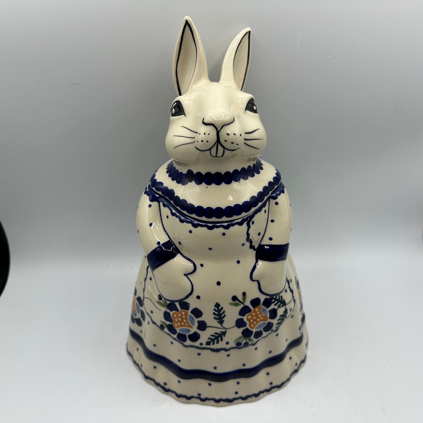Manufaktura w Bolesławcu Bunny Cookie Jar