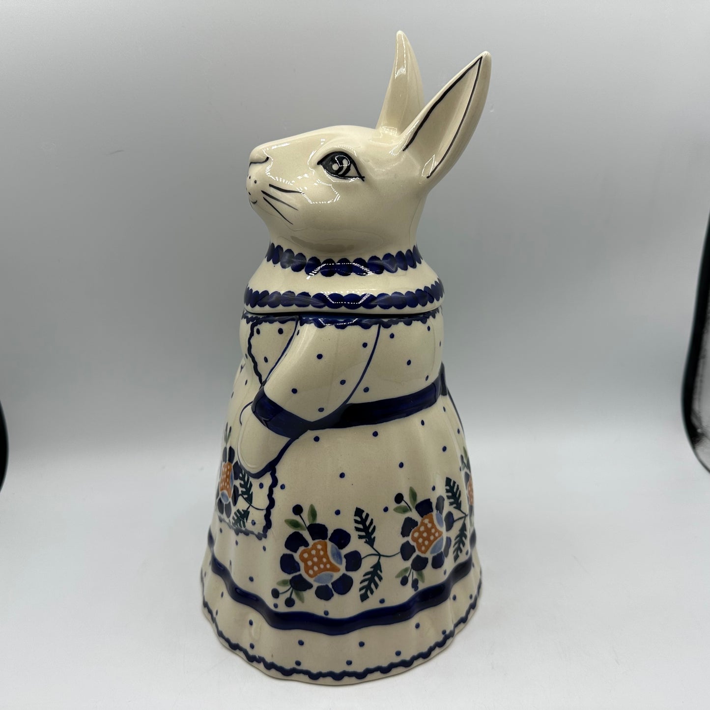 Manufaktura w Bolesławcu Bunny Cookie Jar