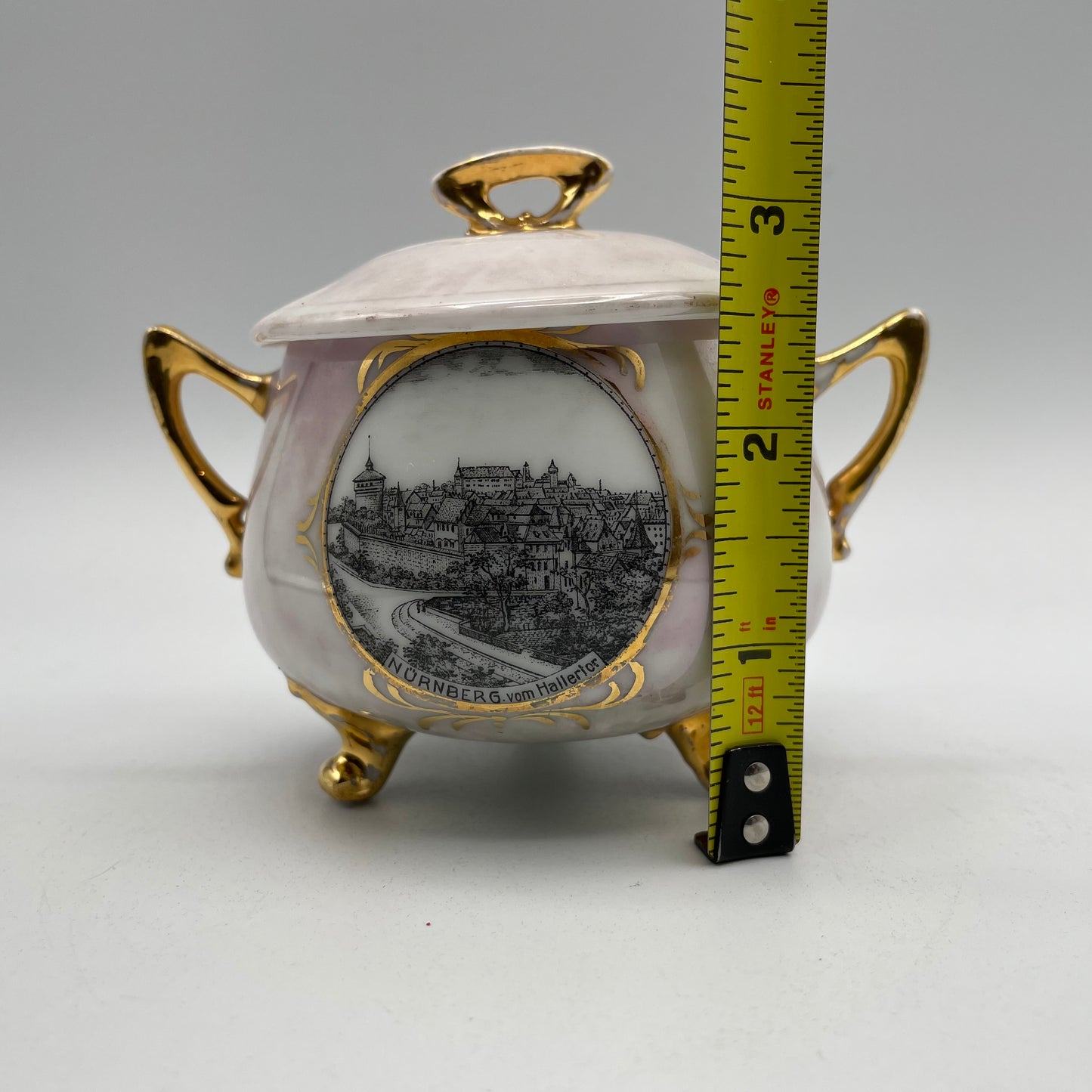 Nurnburg Souvenir Sugar Bowl, Pink with Gold Trim