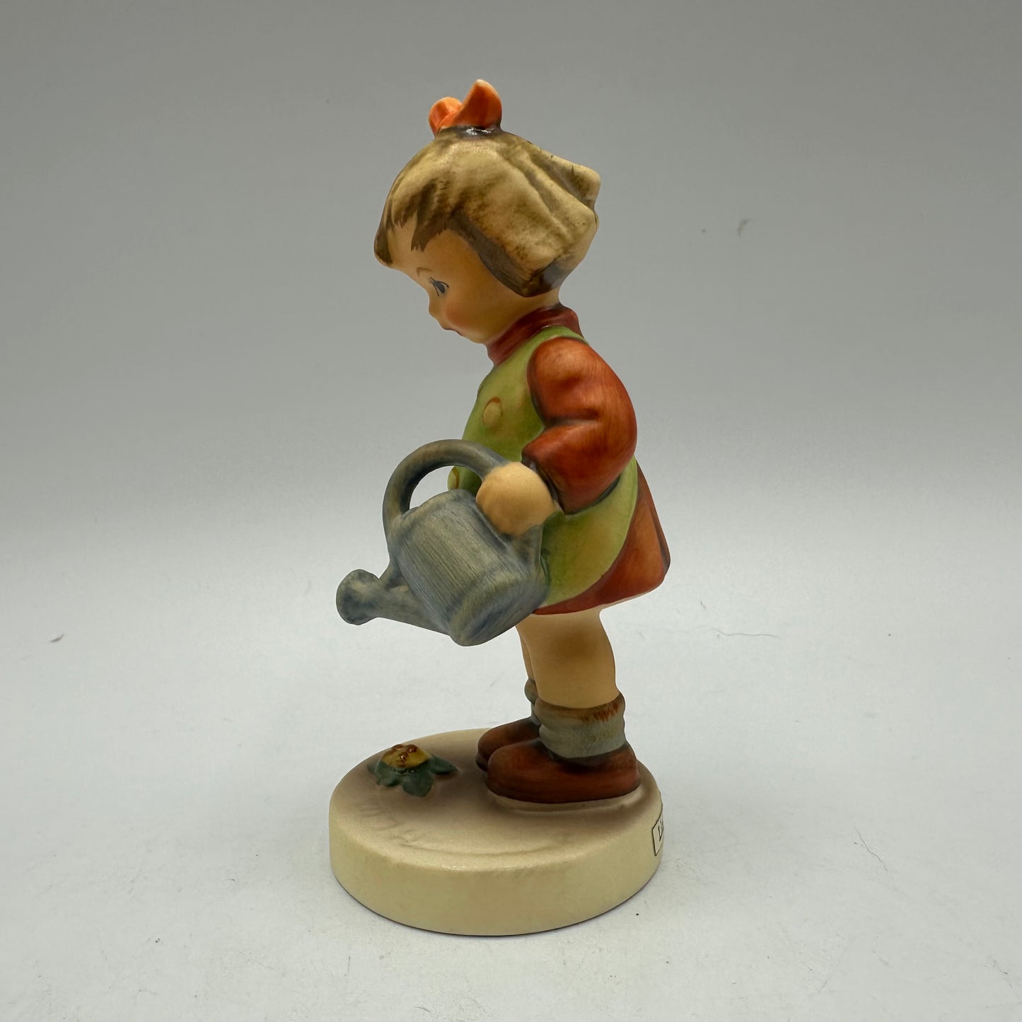 Goebel Hummel Figurine "Little Gardener" TMK-5