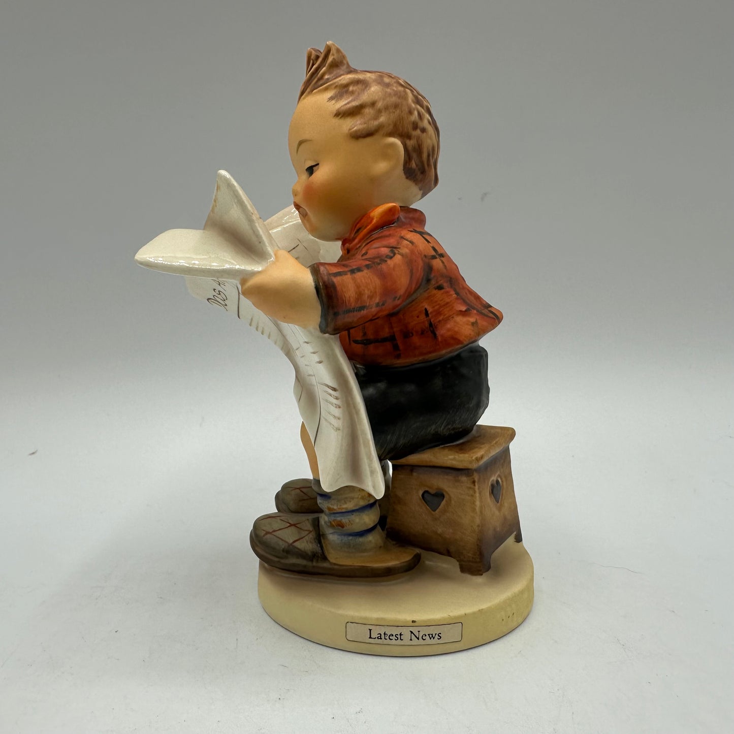 Goebel Hummel Figurine "Latest News" TMK-5