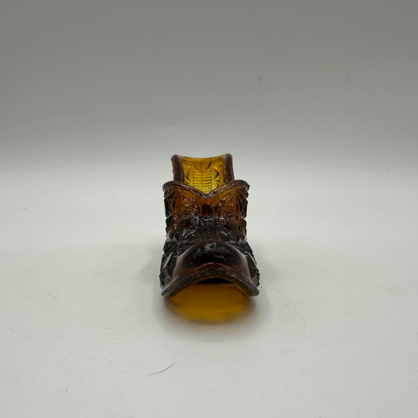 LE Smith Glass Daisy and Button Victorian Shoe, Amber