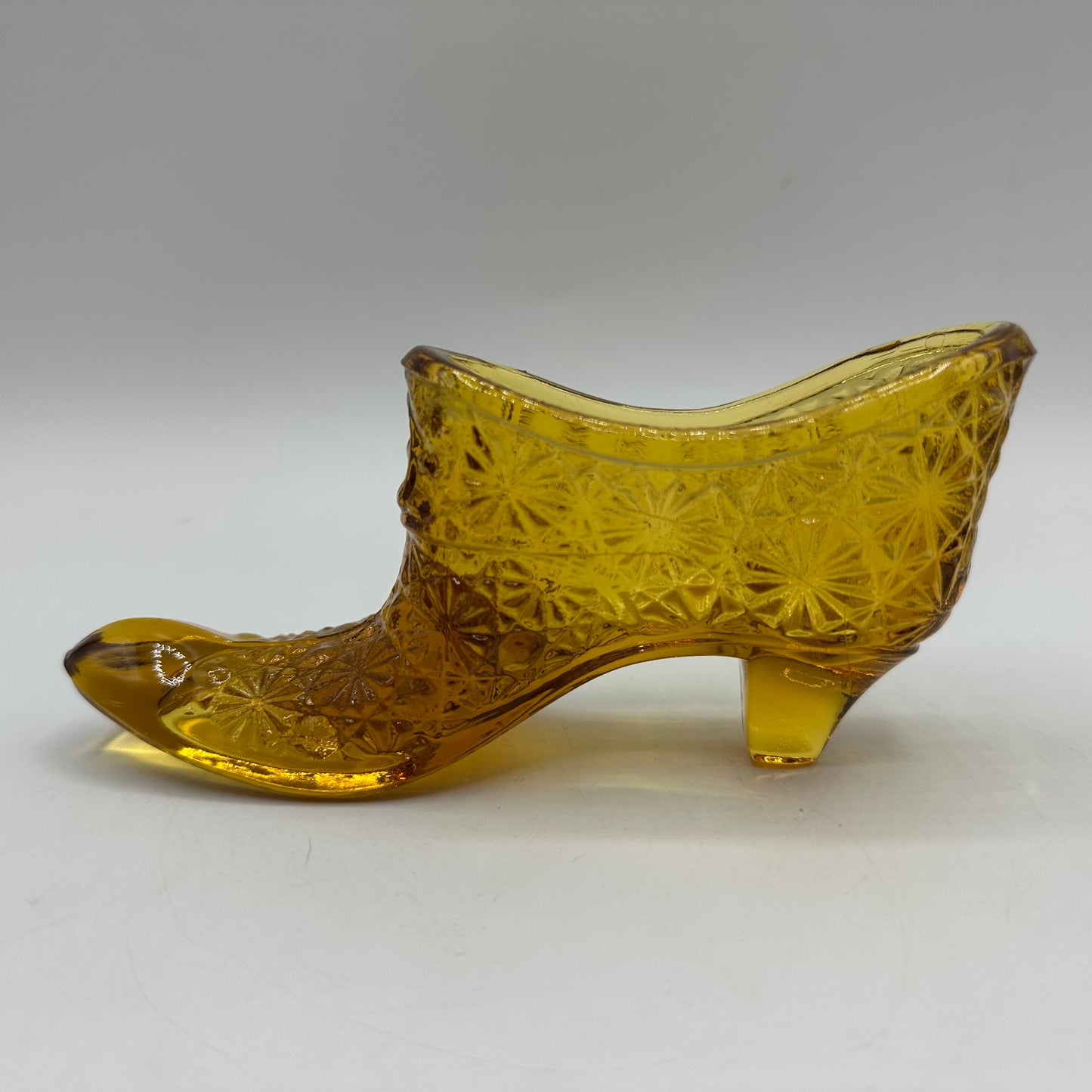 Wright Amber Glass Slipper, Daisy and Button, 1970's