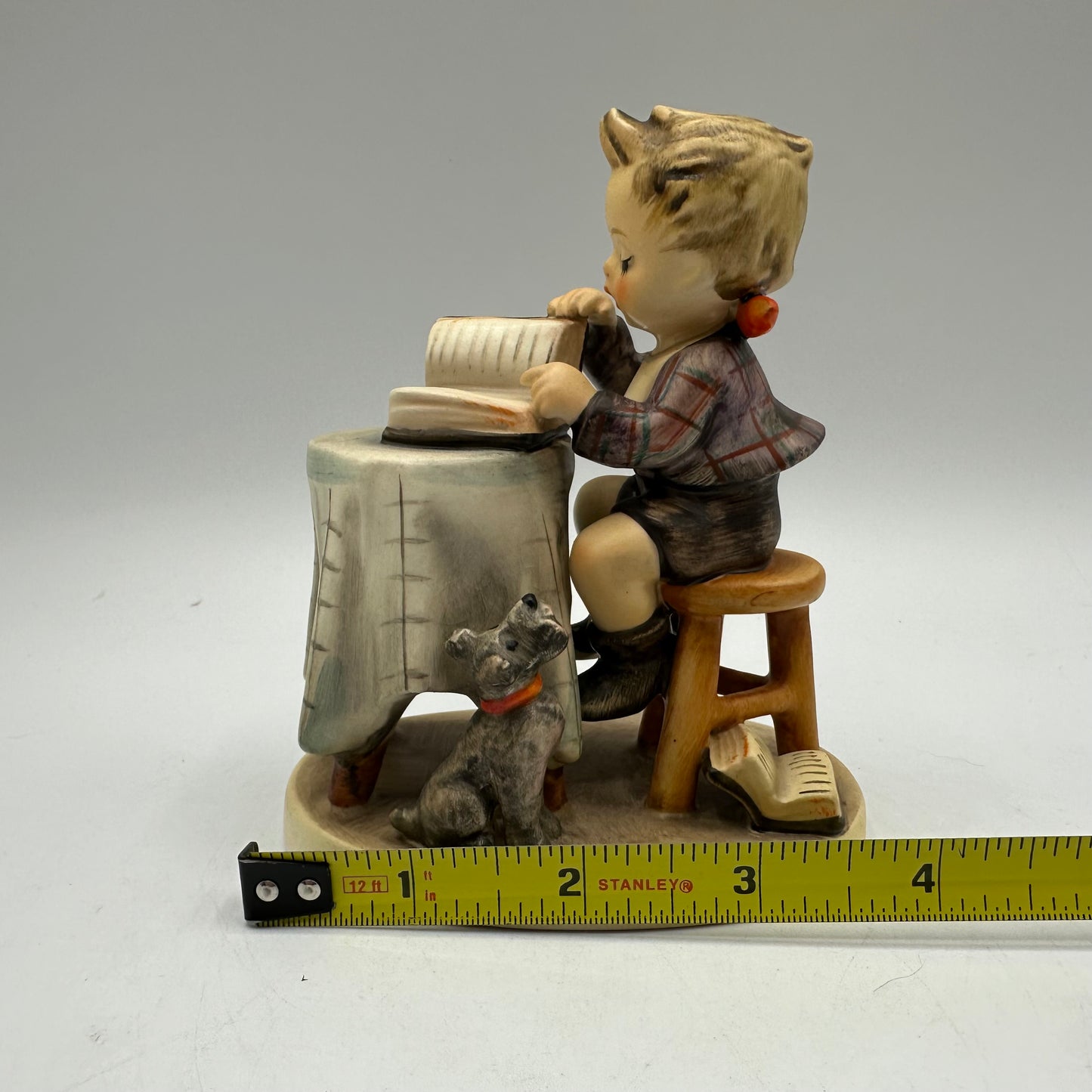 Goebel Hummel Figurine "Little Bookkeeper" TMK-4