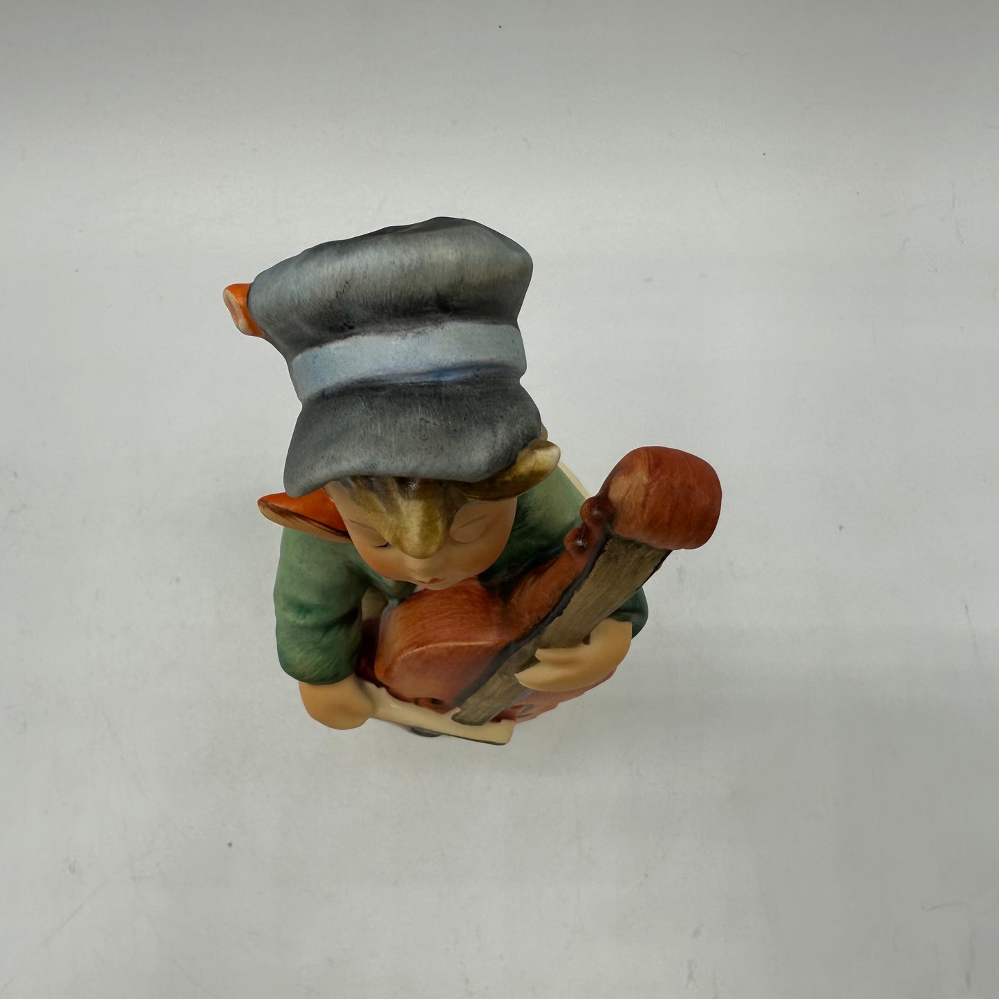 Goebel Hummel Figurine "Sweet Music" TMK-6