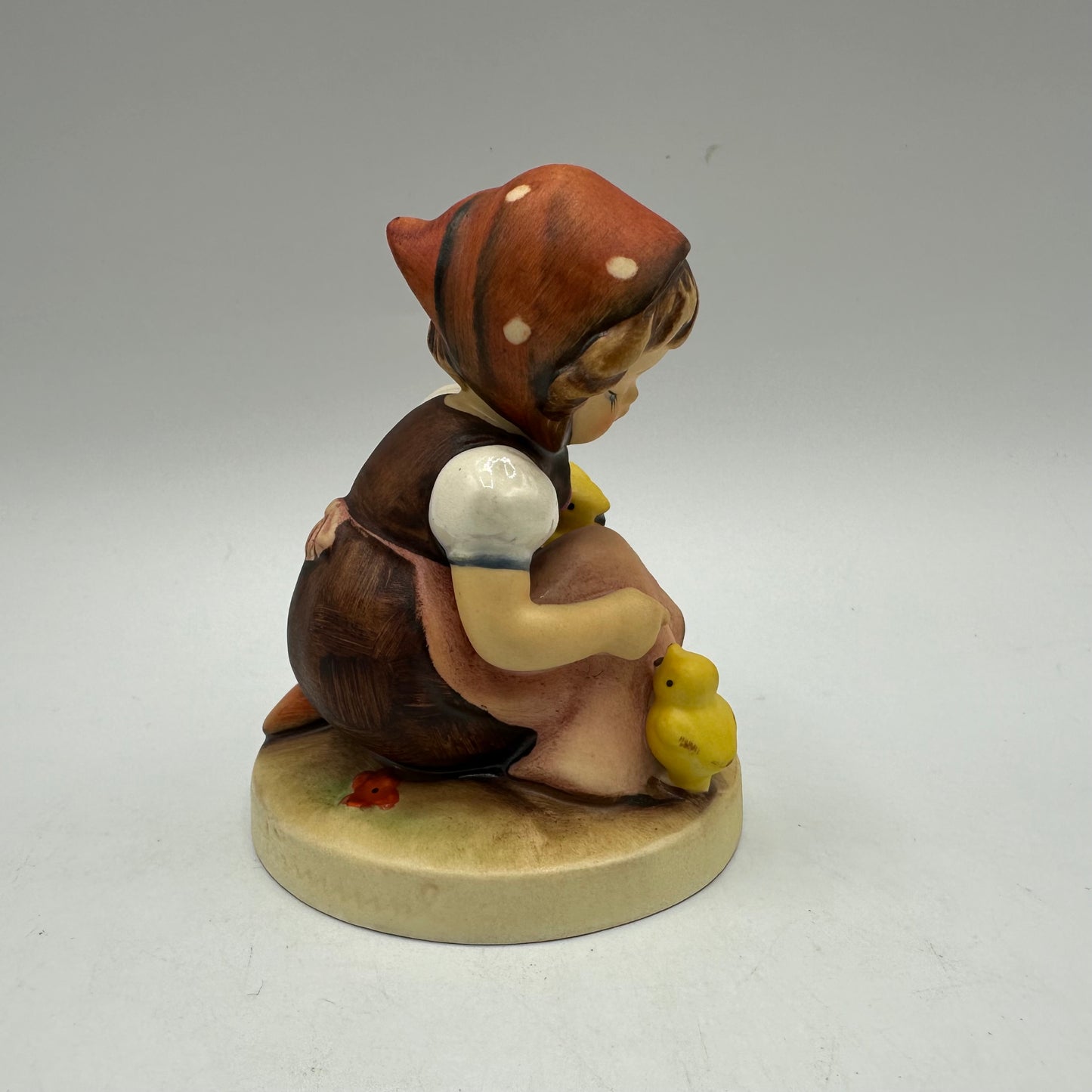 Goebel Hummel Figurine "Chick Girl" TMK-3