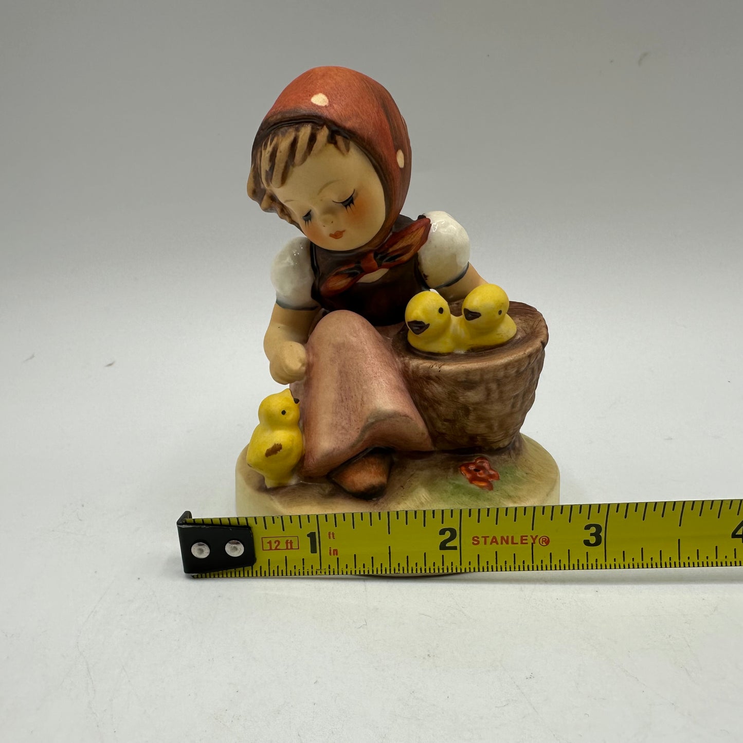 Goebel Hummel Figurine "Chick Girl" TMK-3