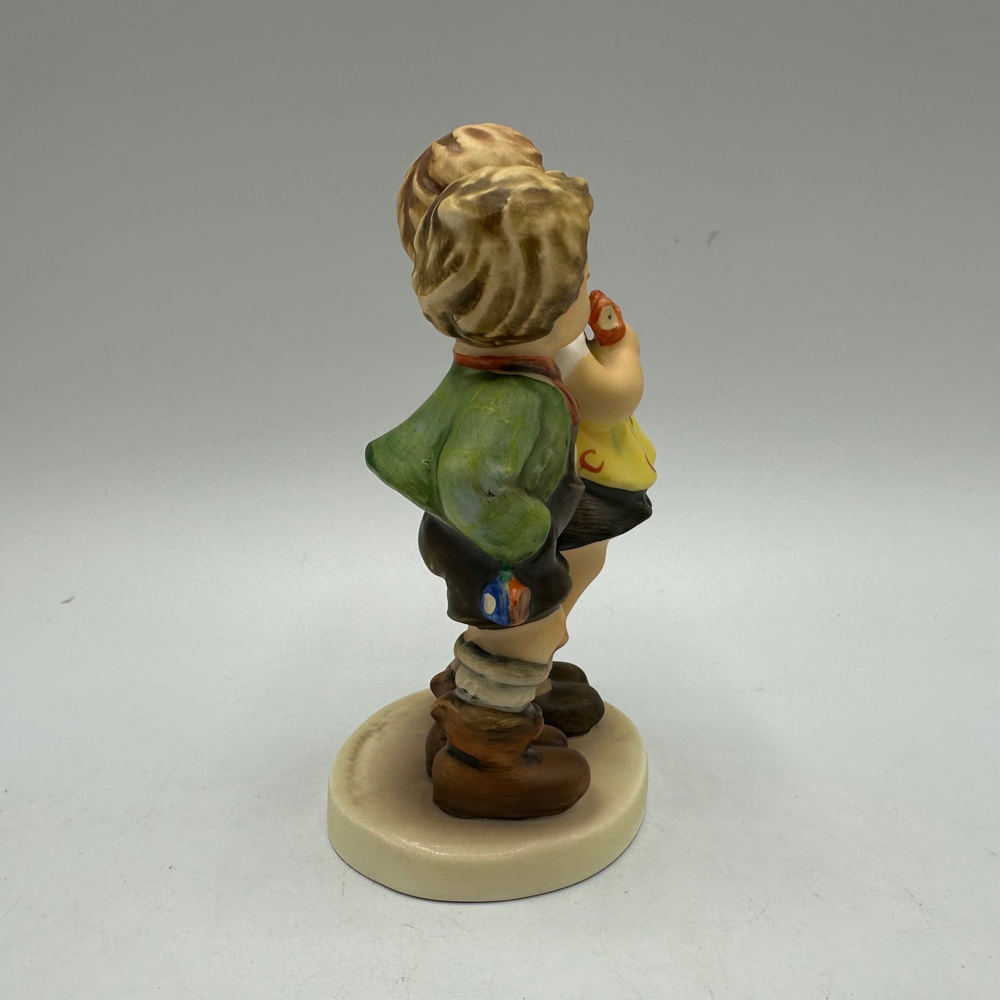 Goebel Hummel Figurine "To Market" TMK-6 #49