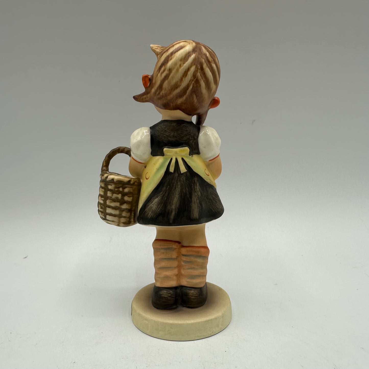 Goebel Hummel Figurine "Sister" TMK-3