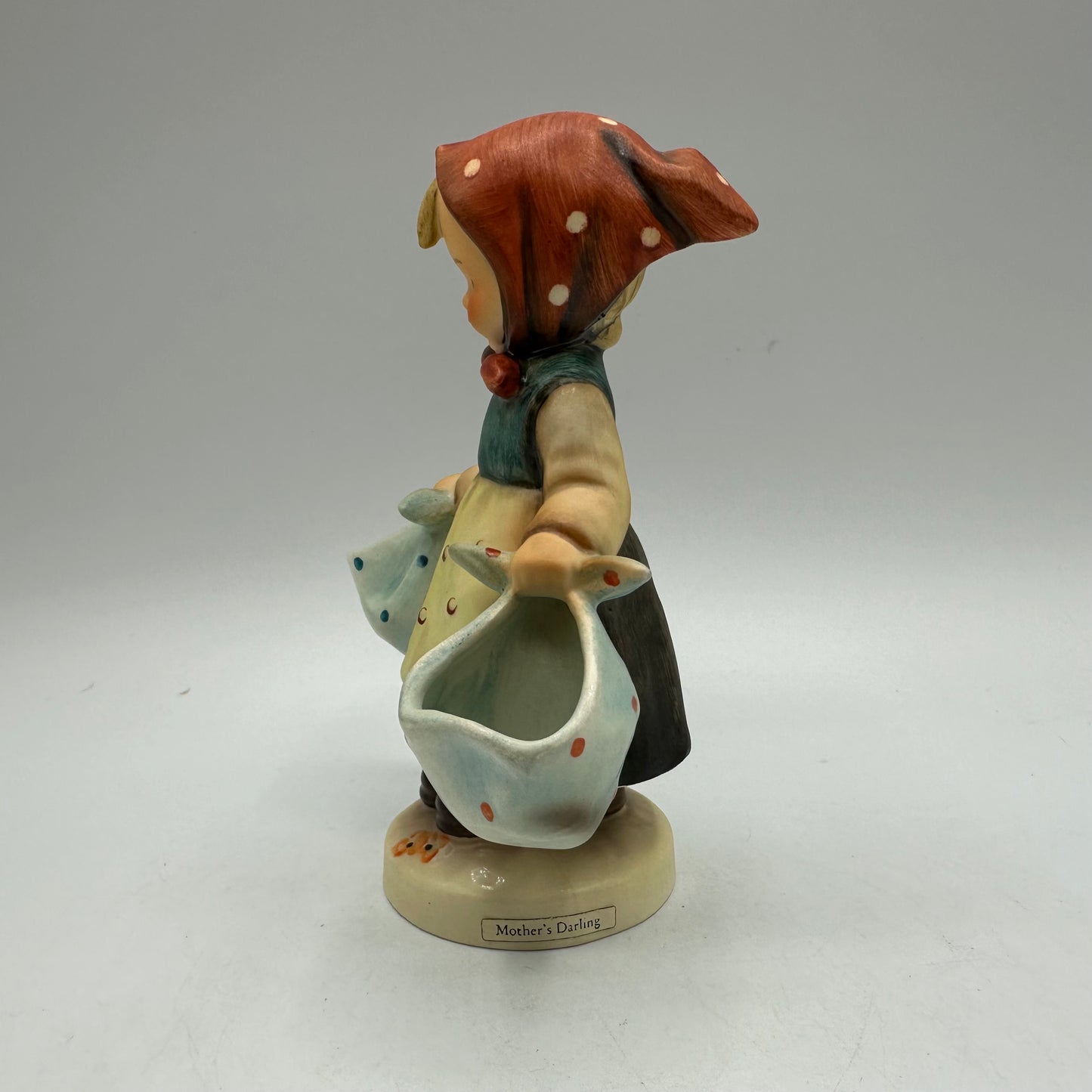 Goebel Hummel Figurine "Mother's Darling" TMK-5