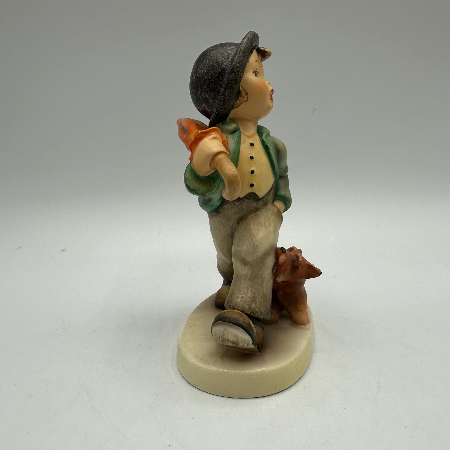 Goebel Hummel Figurine "Strolling Along" 5" TMK-3