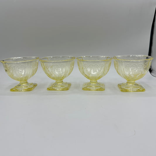 Indiana Glass Yellow Glass Champagne/Sherbet Glass, Lorain Pattern, Set of 4