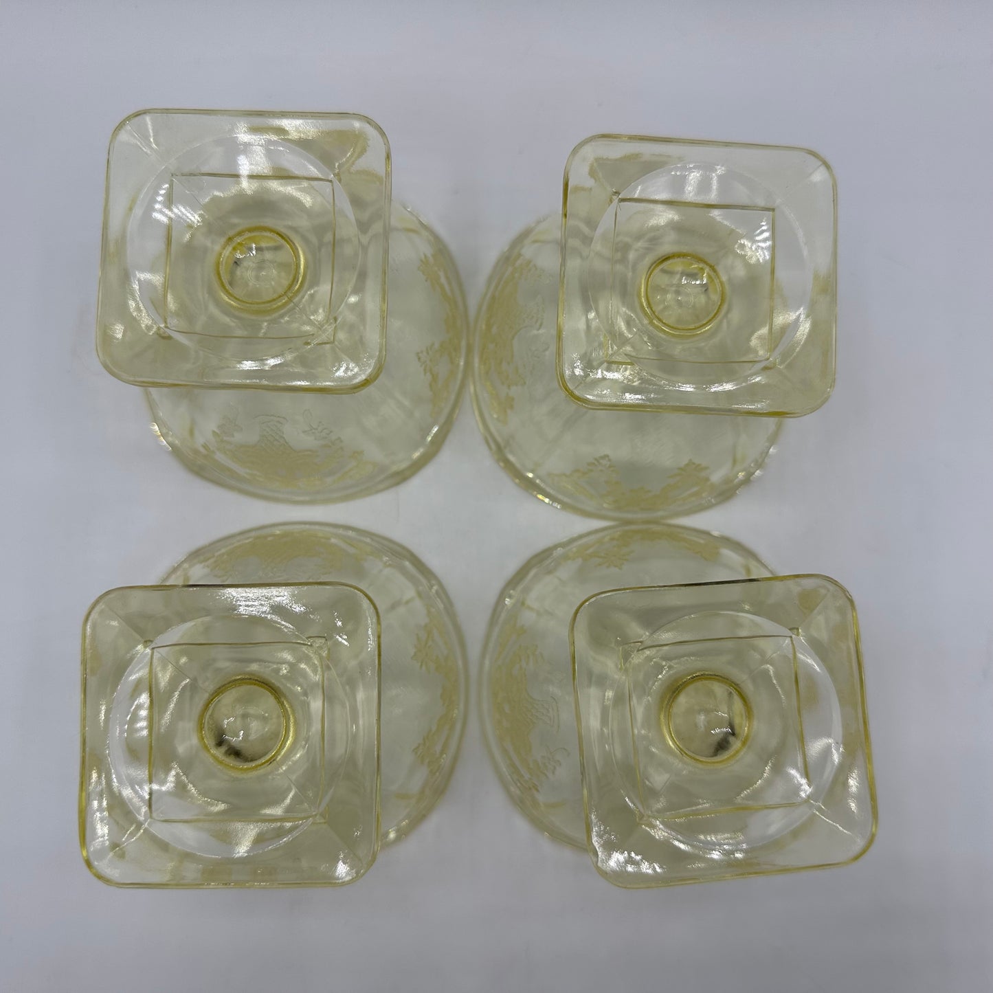 Indiana Glass Yellow Glass Champagne/Sherbet Glass, Lorain Pattern, Set of 4