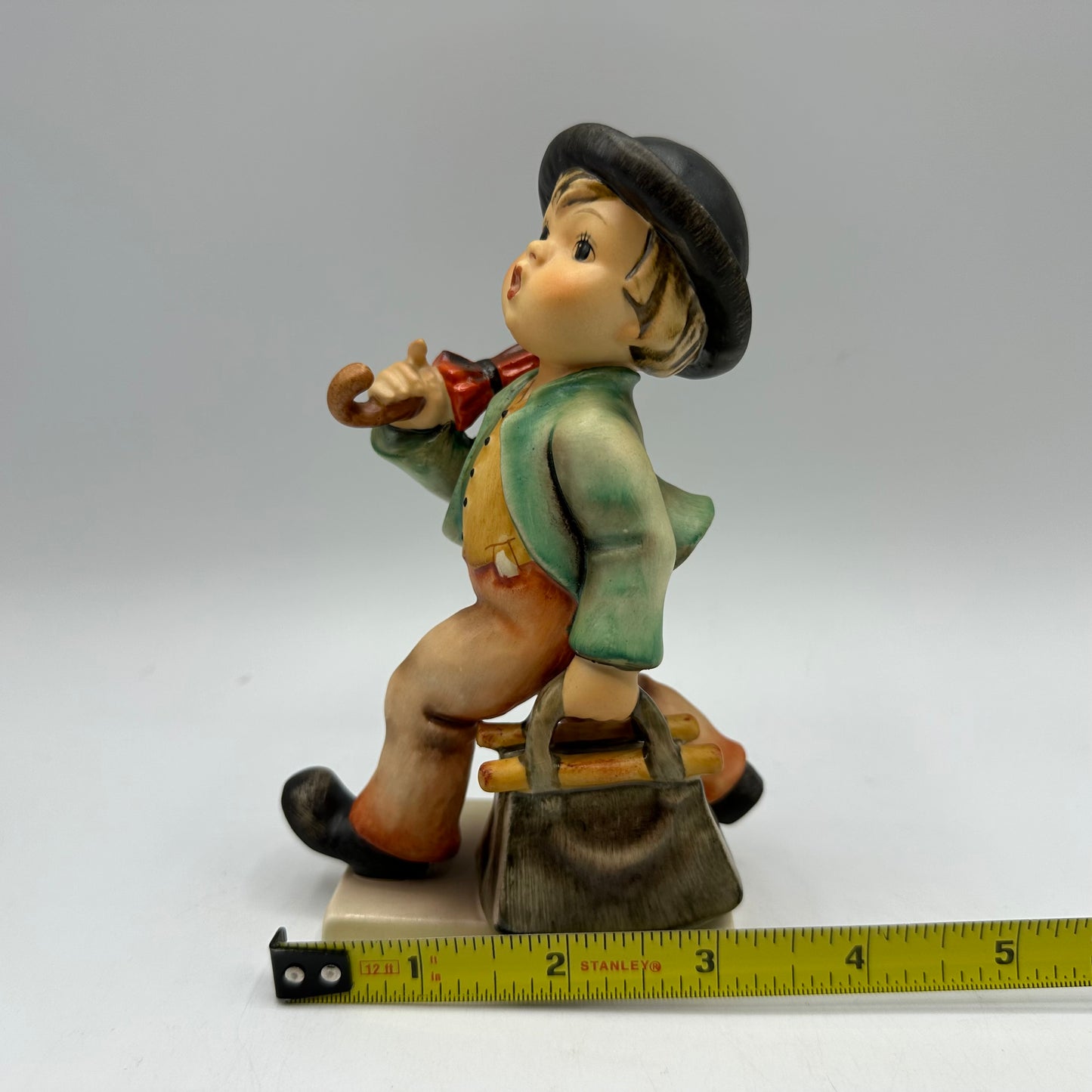 Goebel Hummel Figurine "Merry Wanderer" TMK-3