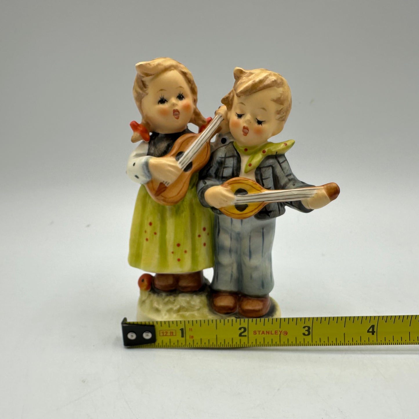 Goebel Hummel Figurine "Happy Days"  TMK-3