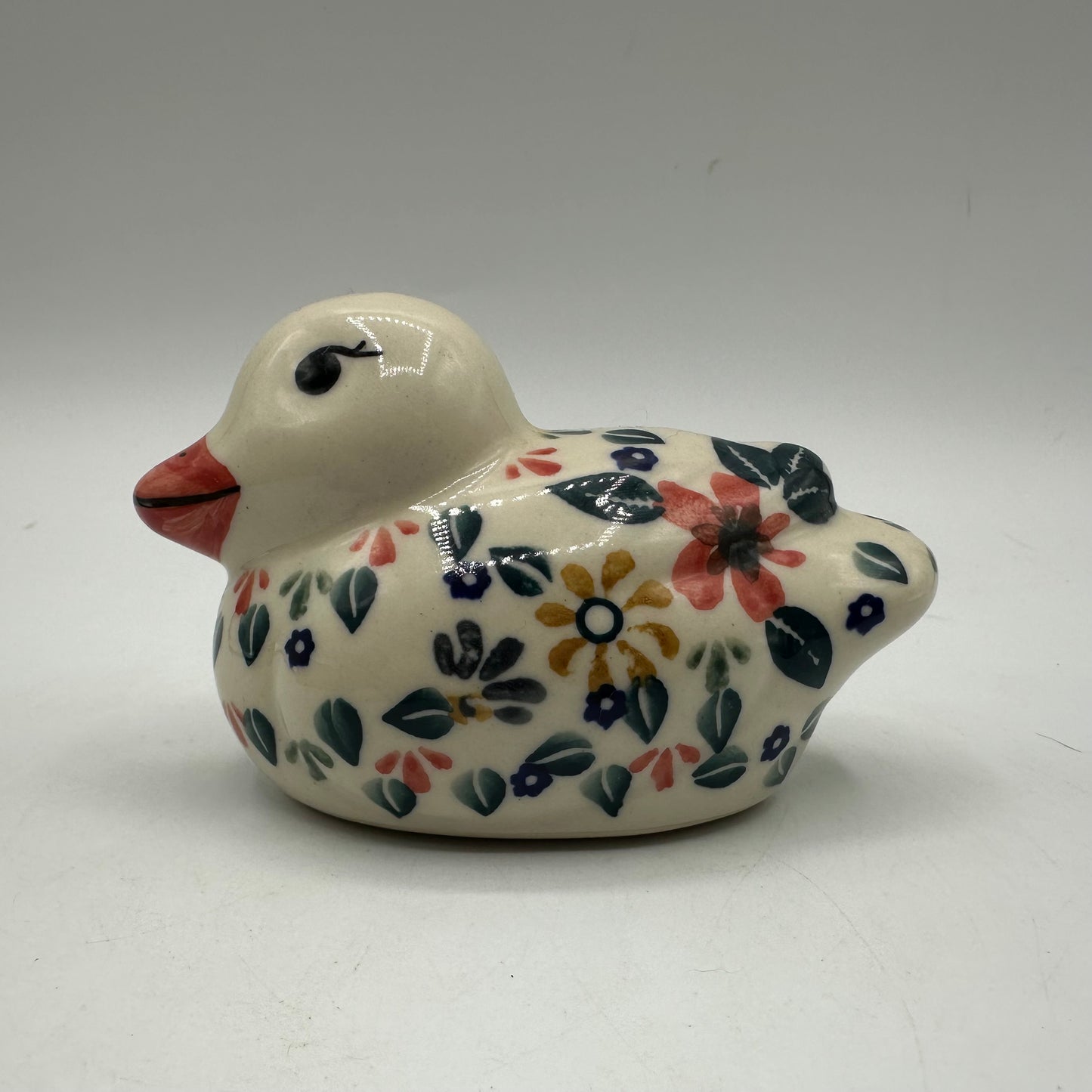 Ceramika Bona Unikat 4" Duck Figurine, Red Anemone Meadow