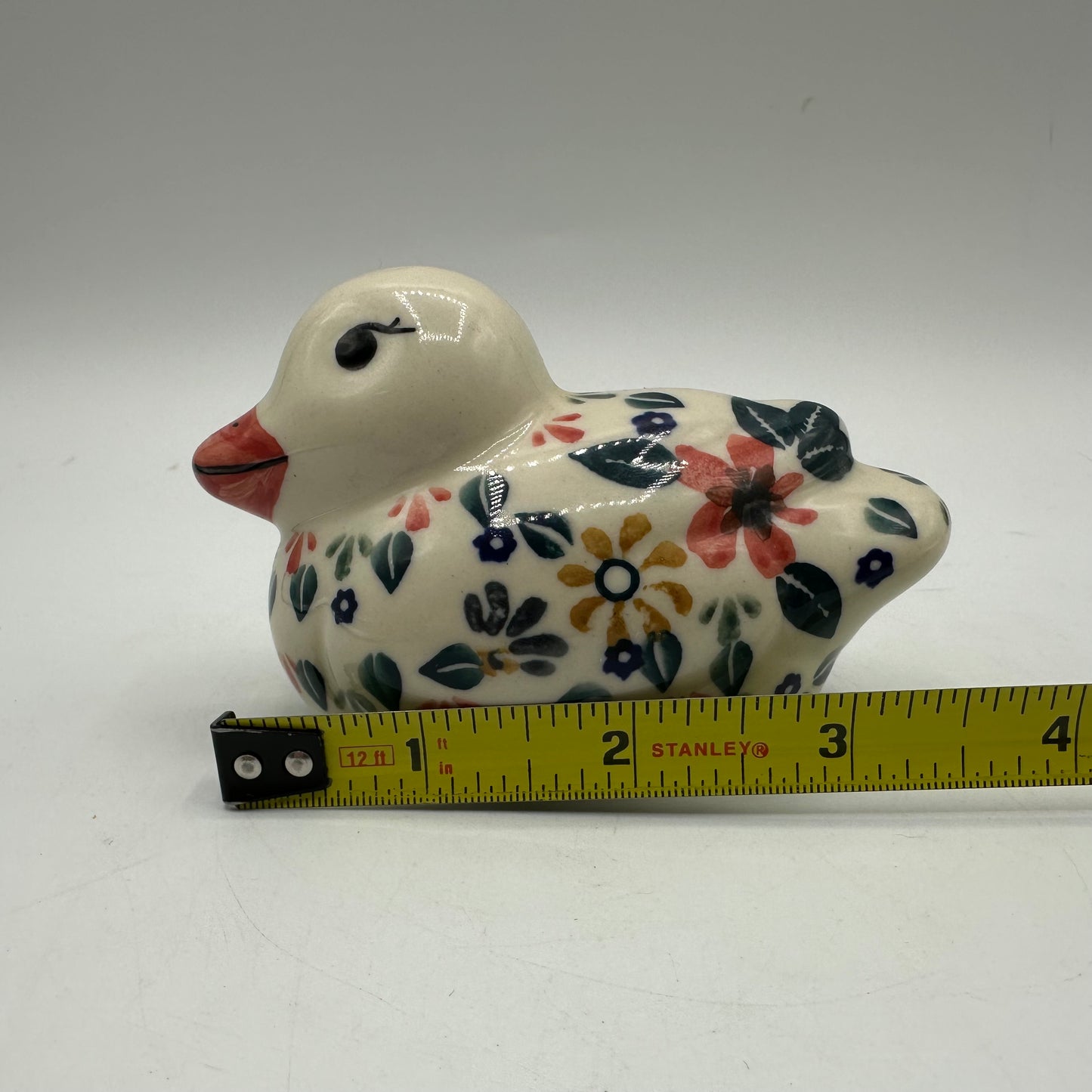 Ceramika Bona Unikat 4" Duck Figurine, Red Anemone Meadow