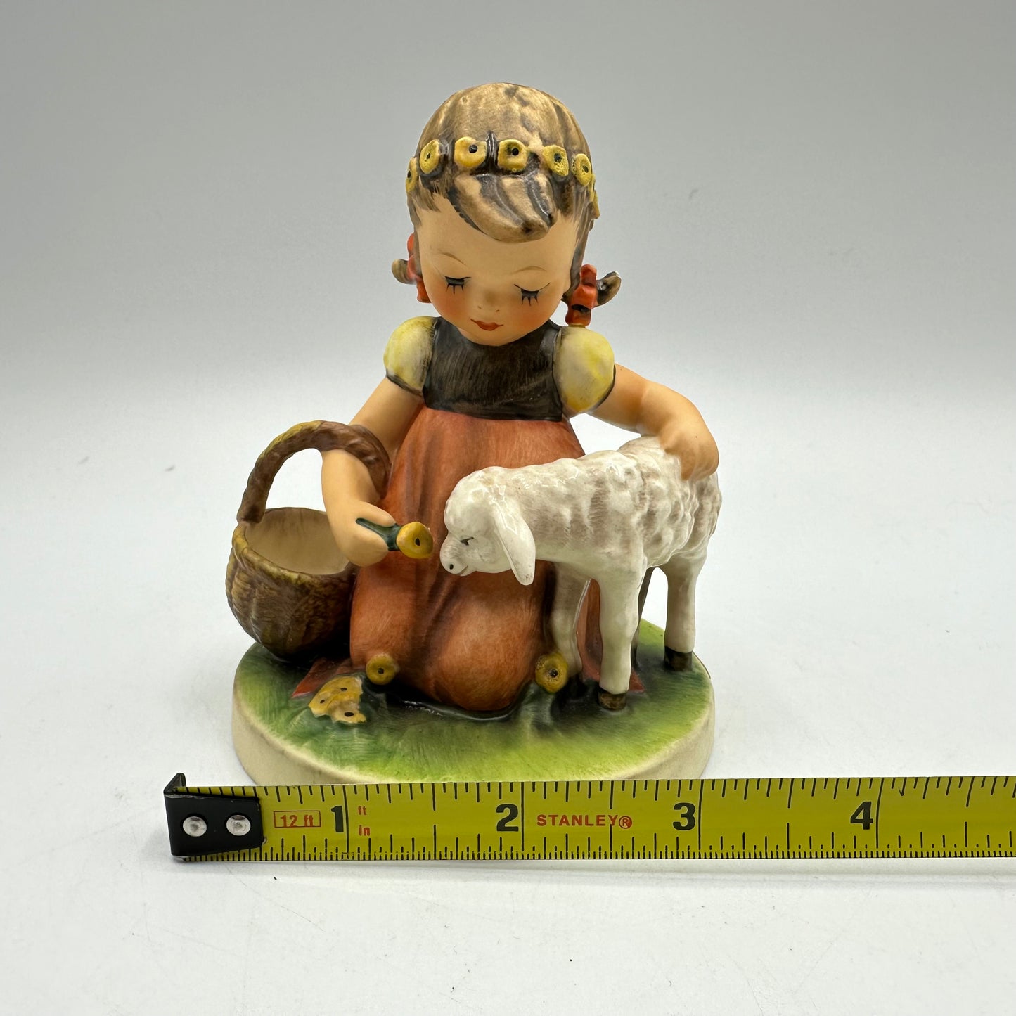 Goebel Hummel Figurine "Favorite Pet" TMK-5