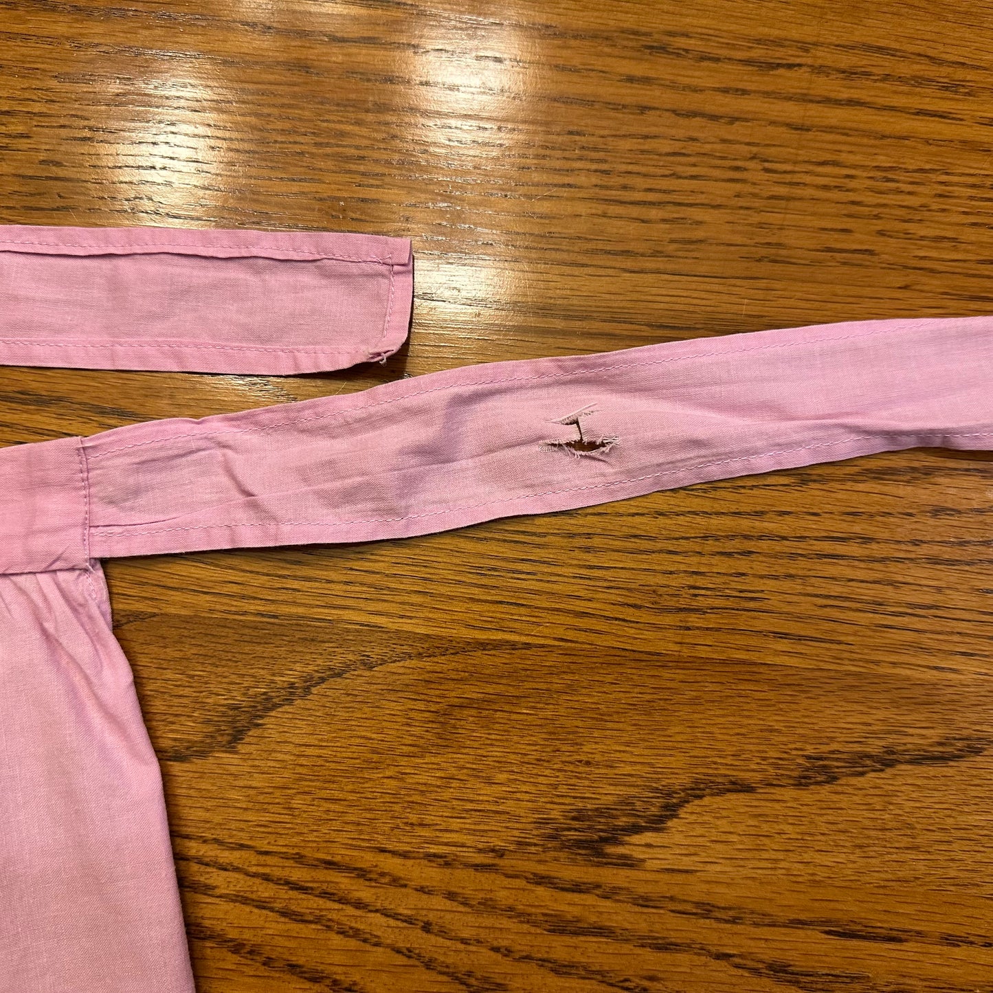 Aprons, Various Textiles, Lot of 4